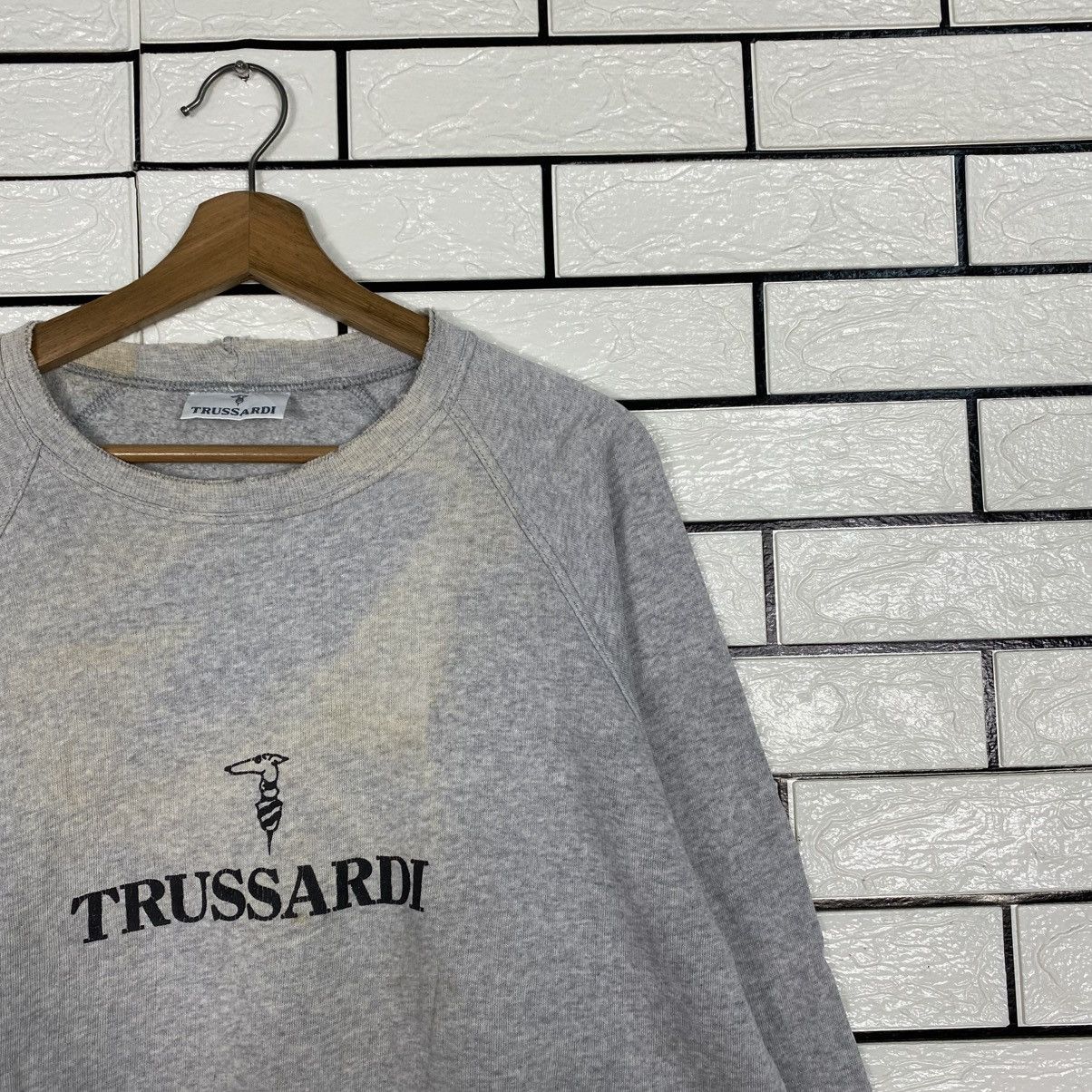 Vintage 📌Distressed Design Sweatshirt Trussardi Big Logo Size US M / EU 48-50 / 2 - 7 Thumbnail