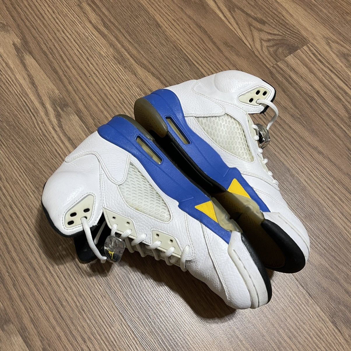 Jordan Brand Air Jordan 5 Retro Laney 2013 Size 9 Size US 9 / EU 42 - 7 Thumbnail