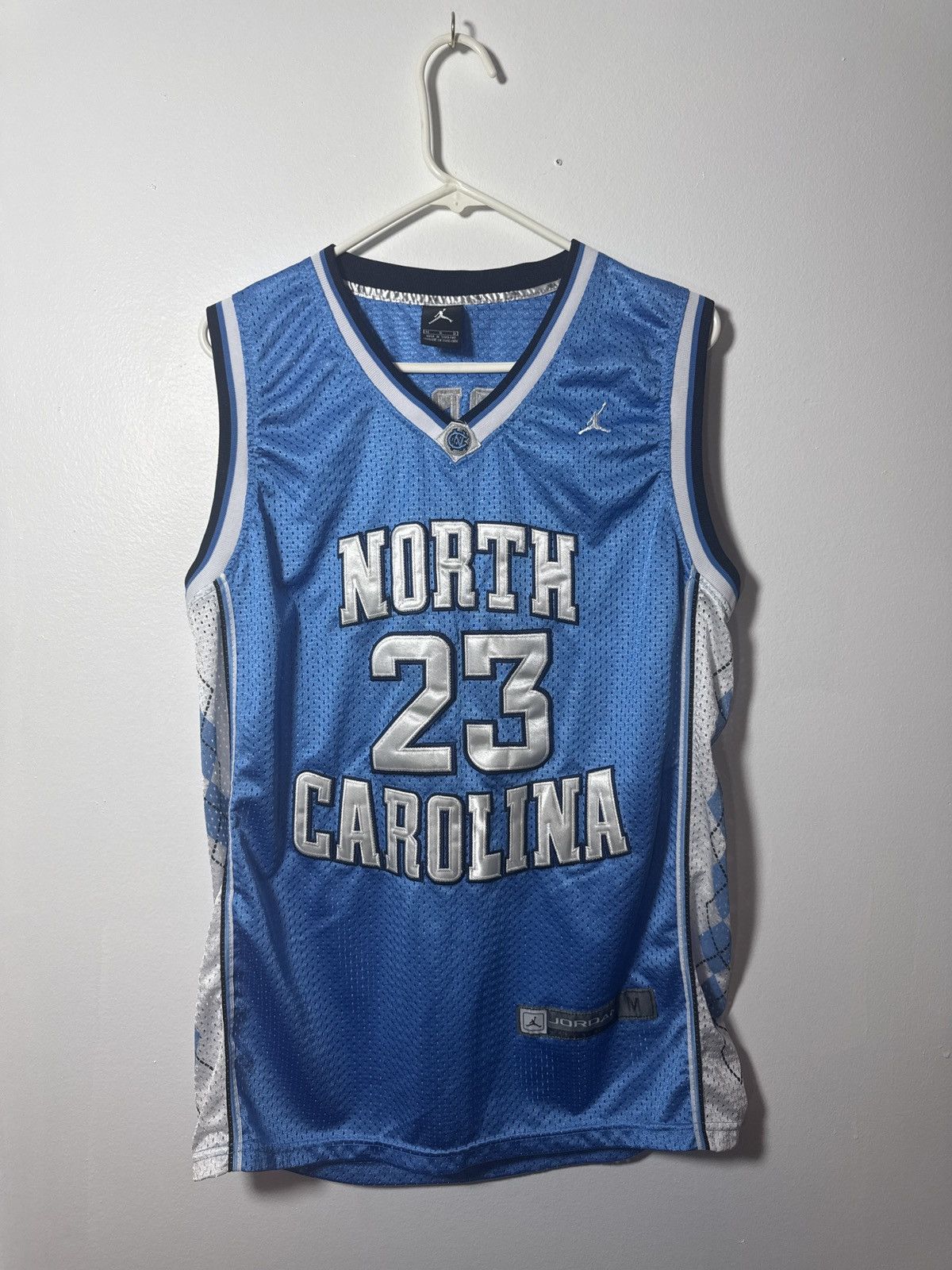 Jordan Brand UNC Micheal Jordan Jersey Size US M / EU 48-50 / 2 - 1 Thumbnail