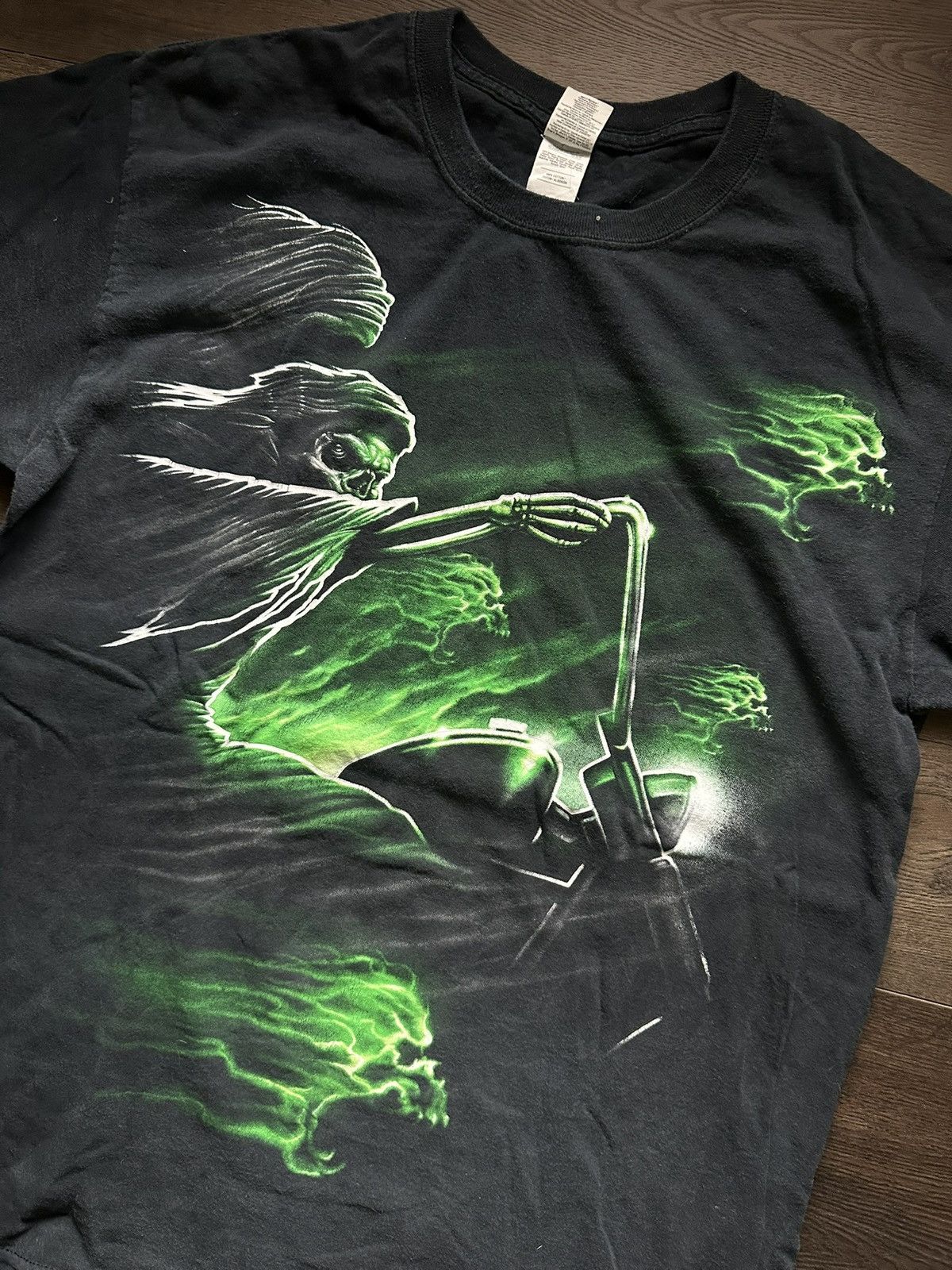 Vintage Vintage Grim Reaper T-Shirt Size US L / EU 52-54 / 3 - 4 Thumbnail