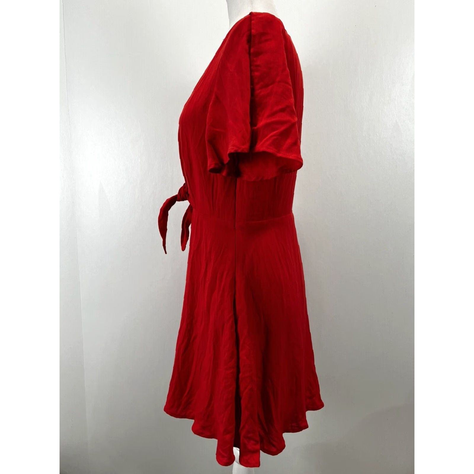 Lulus Lulus Red Mini Skater Dress Women's Size M V-Neck Tie Front Short Sleeve Size M / US 6-8 / IT 42-44 - 2 Thumbnail
