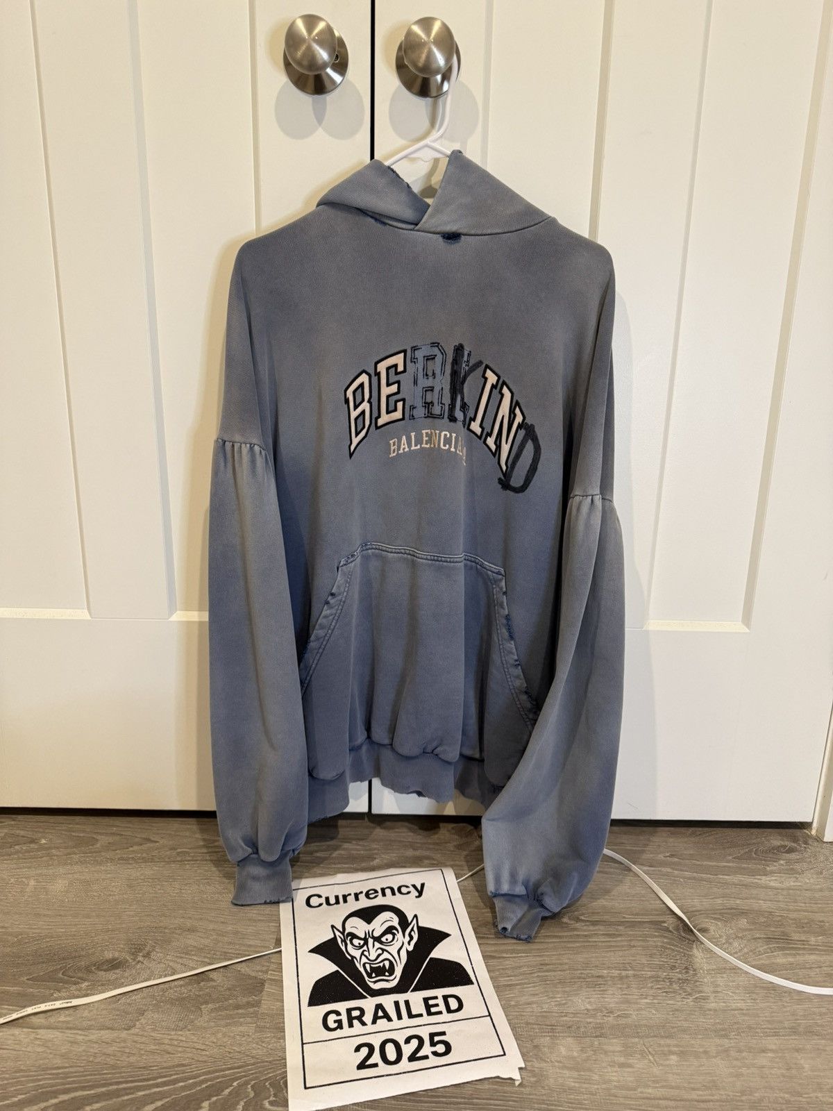 Balenciaga Balenciaga 23FW “Be Kind” Hoodie S Size US S / EU 44-46 / 1 - 9 Thumbnail