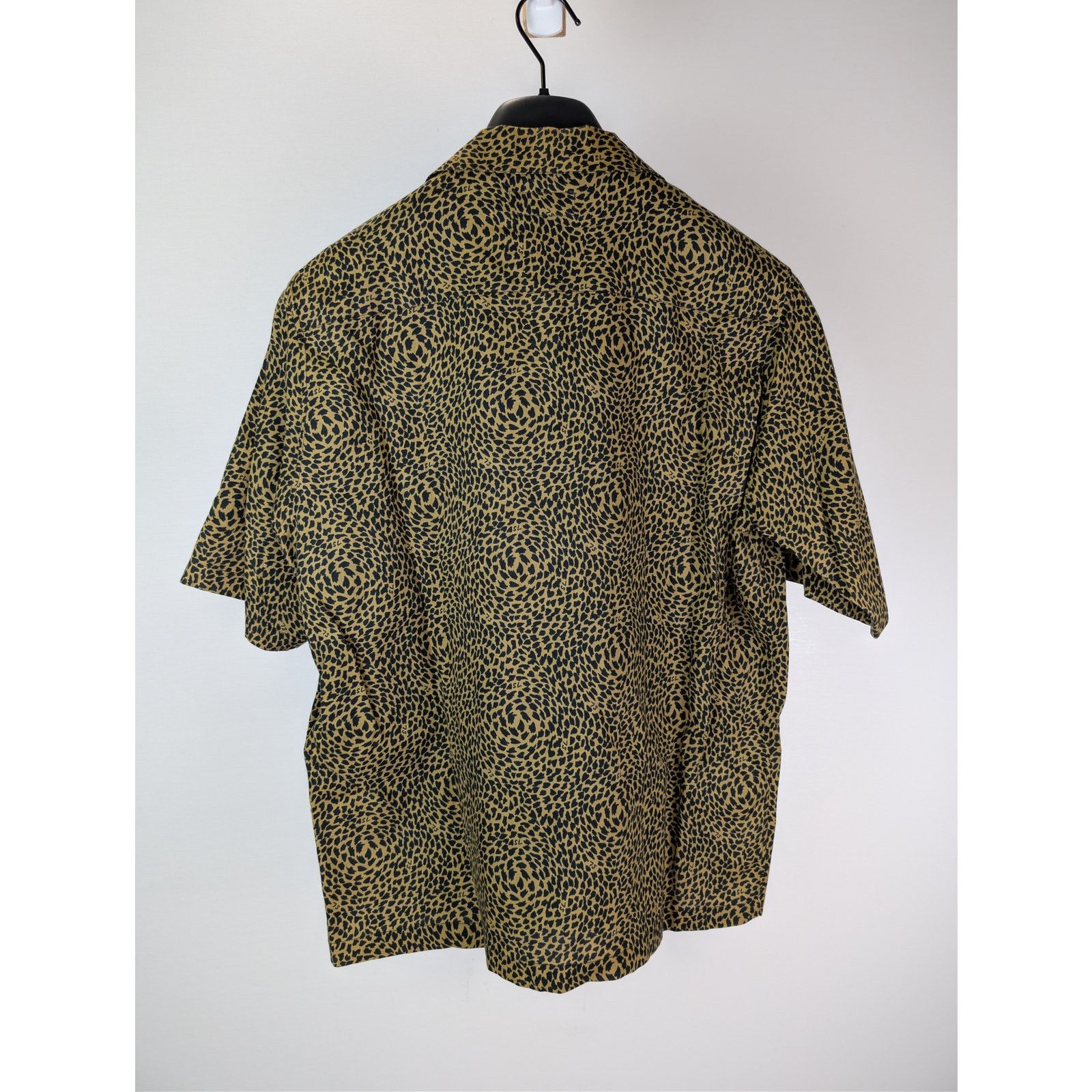 Saint Laurent Paris o1rshd1 Leopard Print Hawaiian Short-Sleeve Shirt in Black Size US XL / EU 56 / 4 - 11 Thumbnail