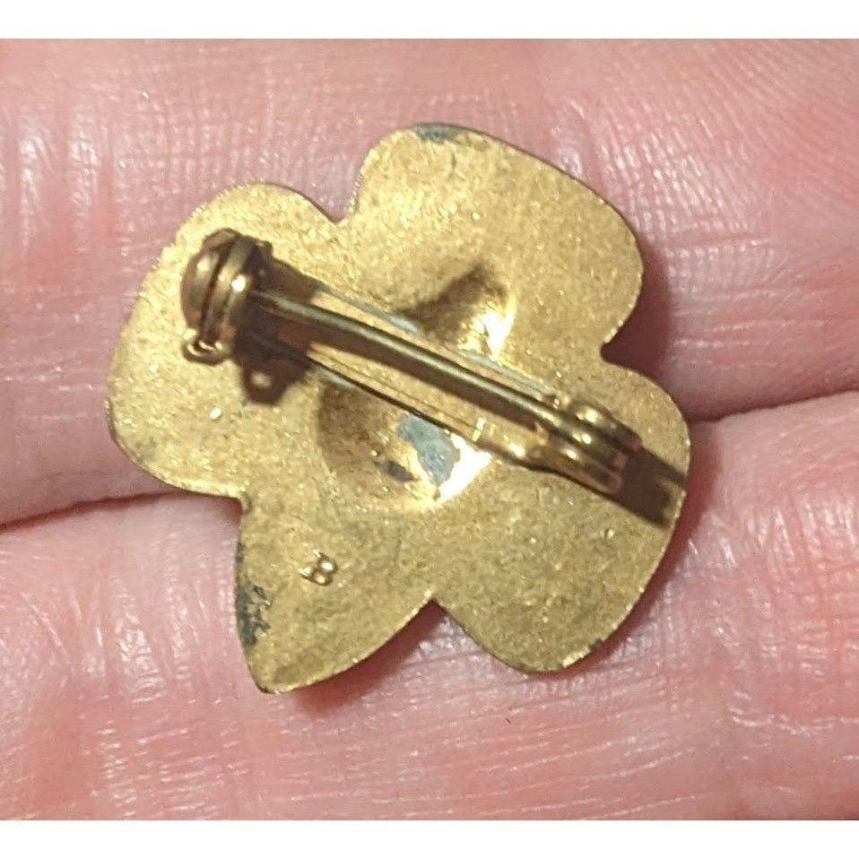 Other Vintage Gold Tone Girl Scouts Embossed Brooch Size ONE SIZE - 4 Thumbnail