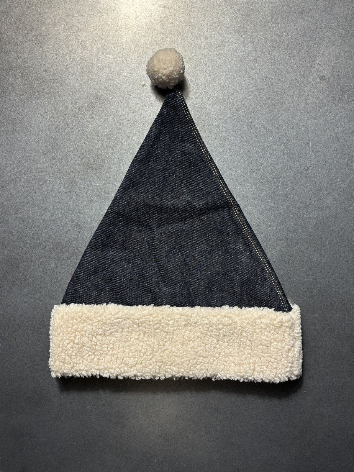 Levi's Levi's Santa Hat Red Tab Denim Silly Cap 2010s Pom Pom Elf Size ONE SIZE - 7 Thumbnail