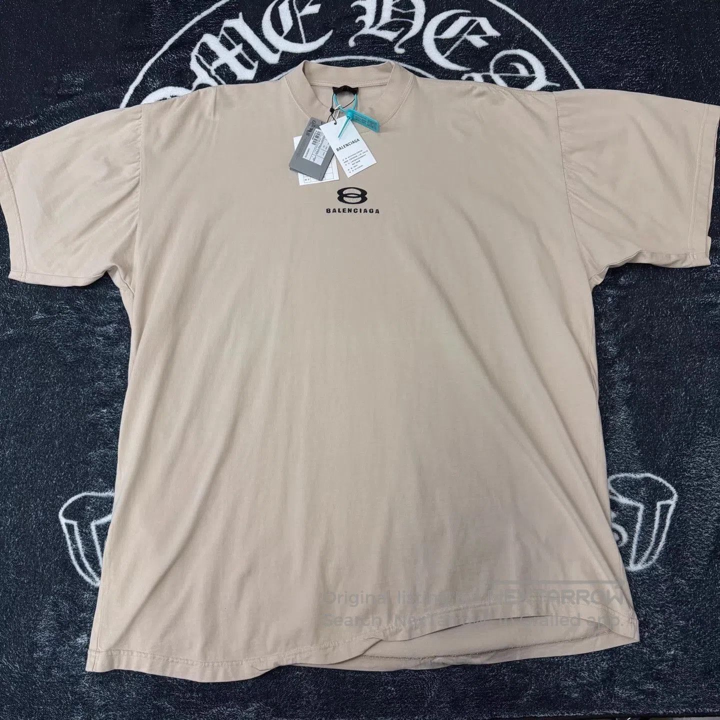 Balenciaga Brown Short Sleeve T. Size US XL / EU 56 / 4 - 1 Thumbnail