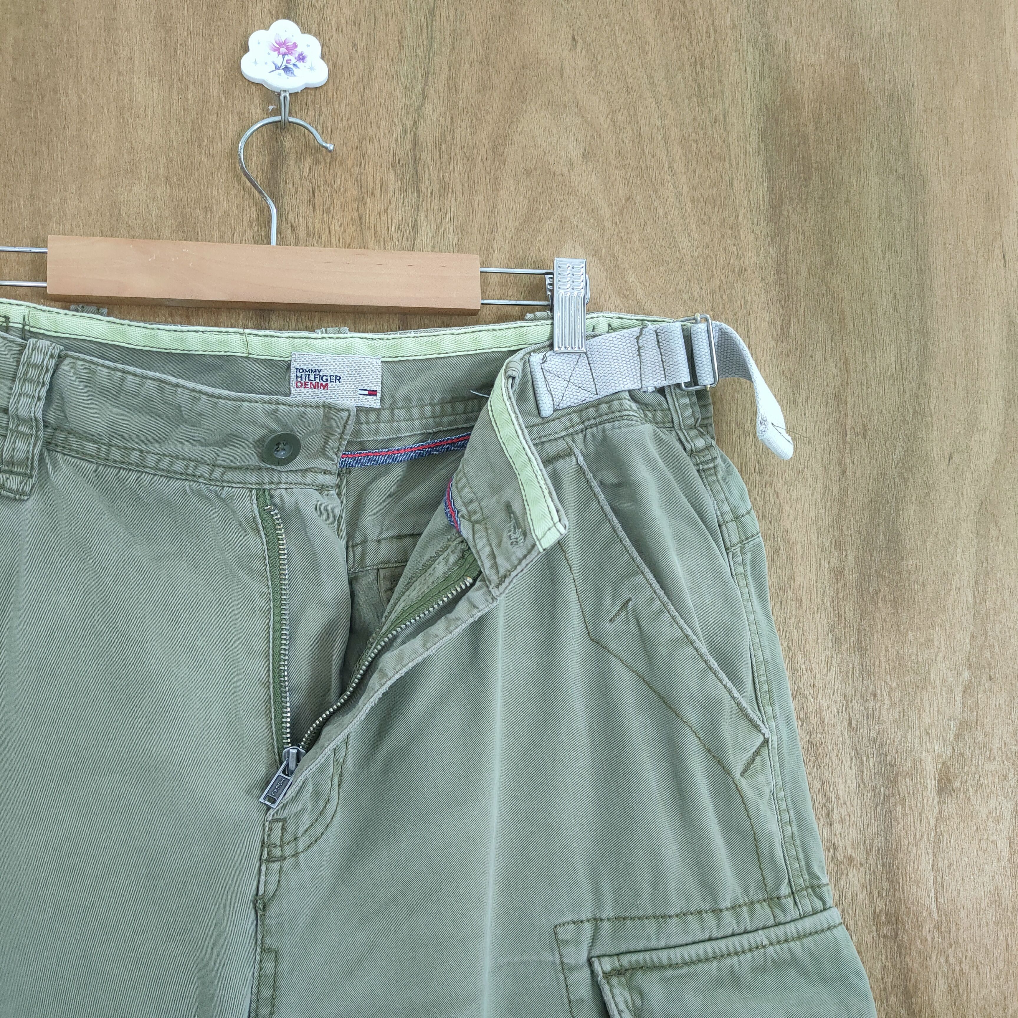 Tommy Hilfiger VINTAGE TOMMY HILFIGER DENIM DISTRESSED CARGO PANTS Size US 34 / EU 50 - 9 Thumbnail