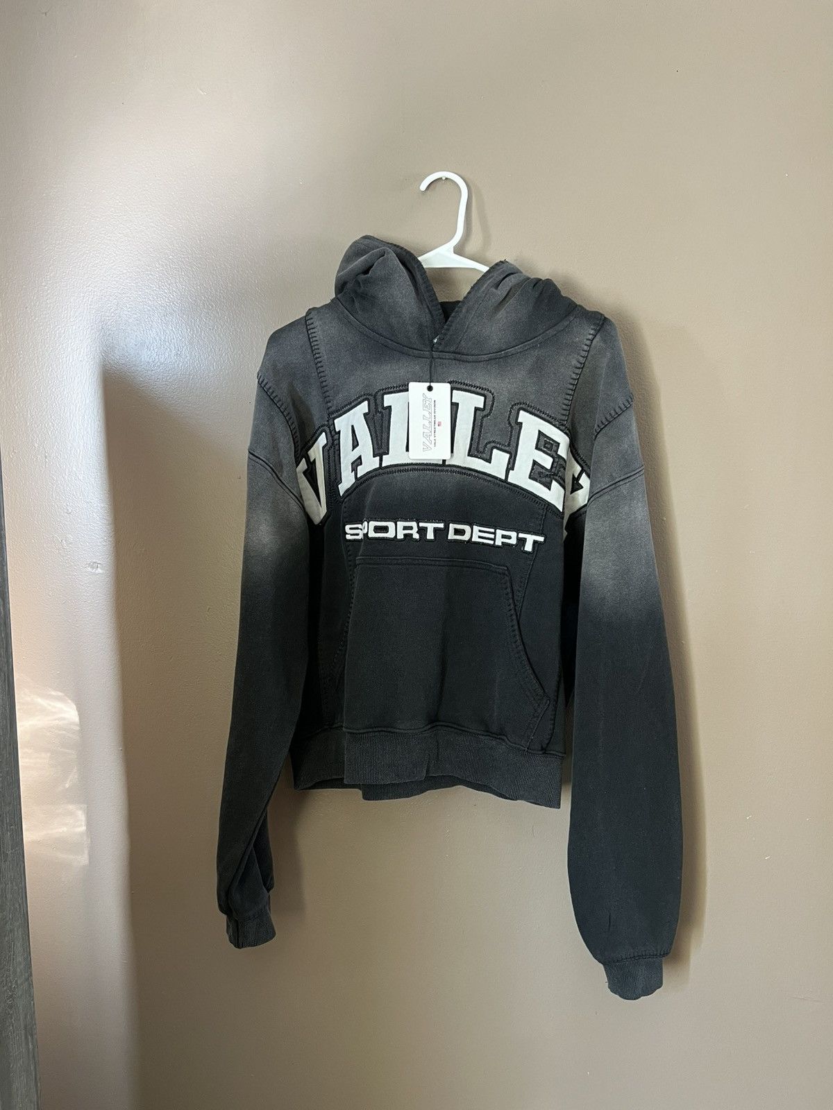 Vale Black Gradient cropped hoodie Size US M / EU 48-50 / 2 - 1 Thumbnail
