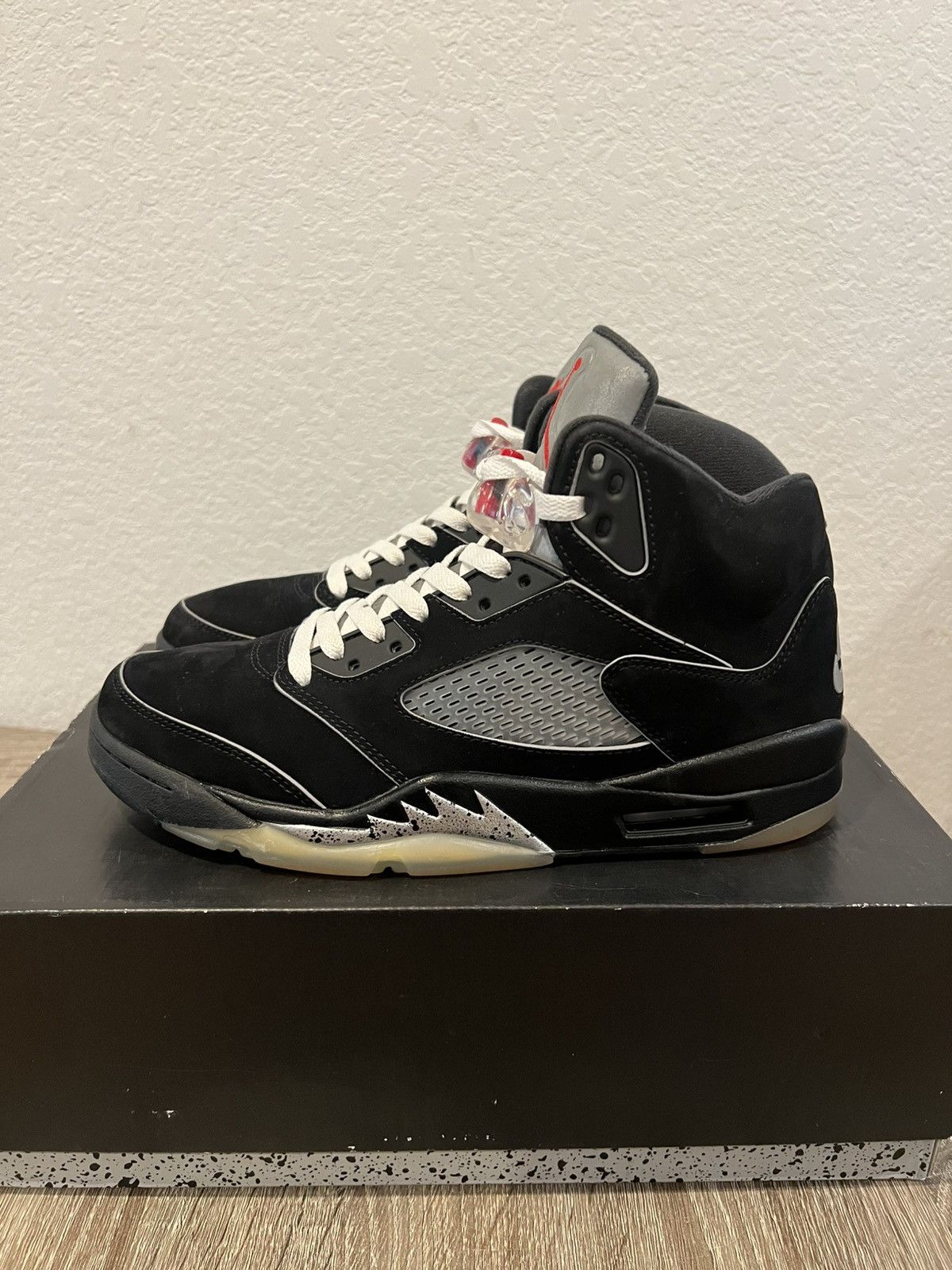 Air Jordan Retro 5 Black Metallic Reimagined