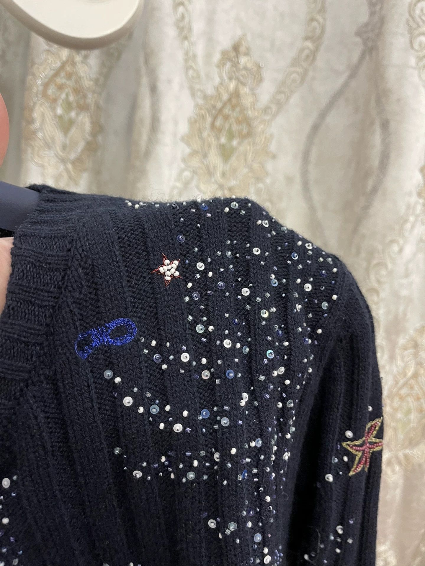Valentino Valentino Pearl & Sequins Sweater S (Authentic) Size S / US 4 / IT 40 - 6 Thumbnail