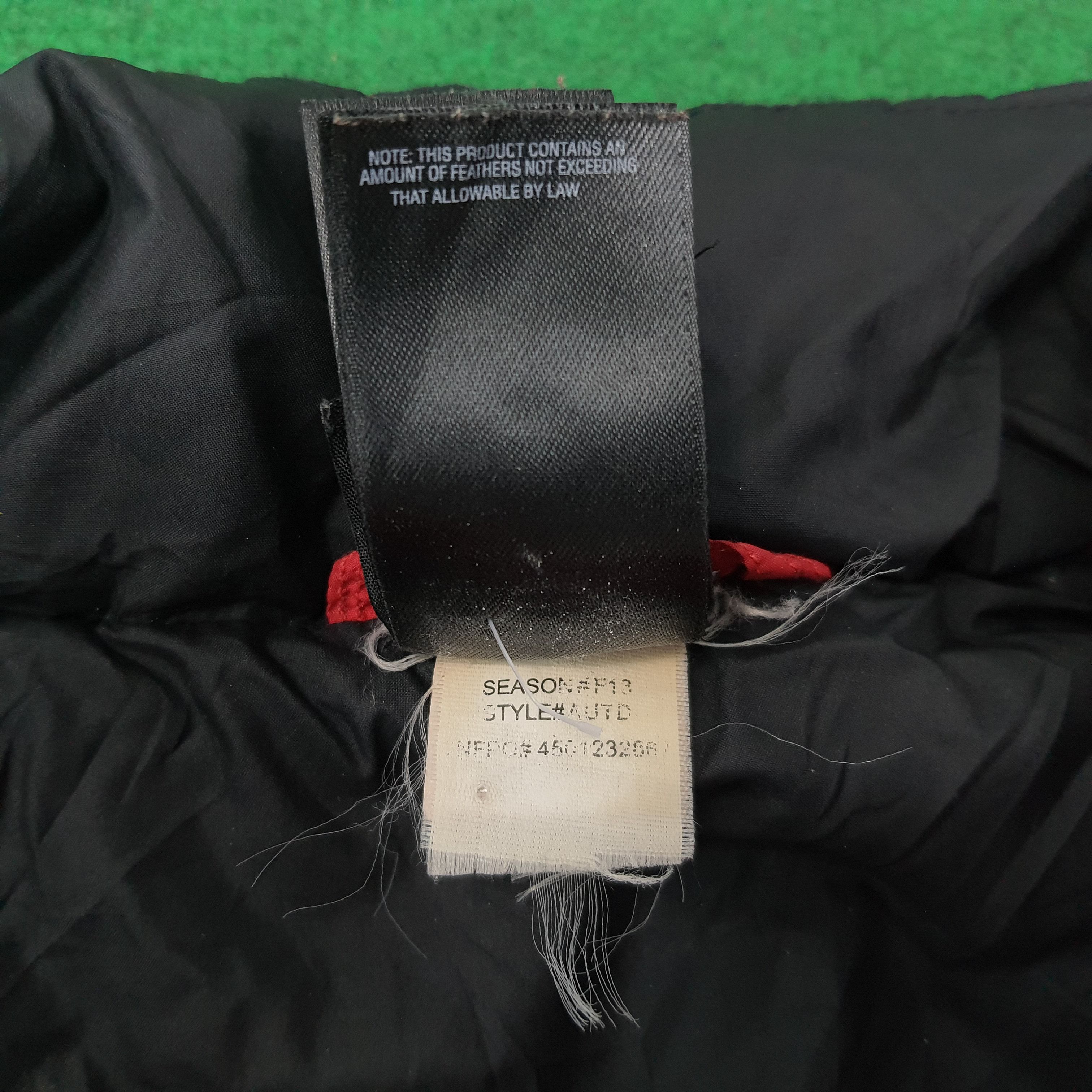 The North Face Vintage The North Face 550 Puffer Jacket C263N7 Size US M / EU 48-50 / 2 - 10 Thumbnail