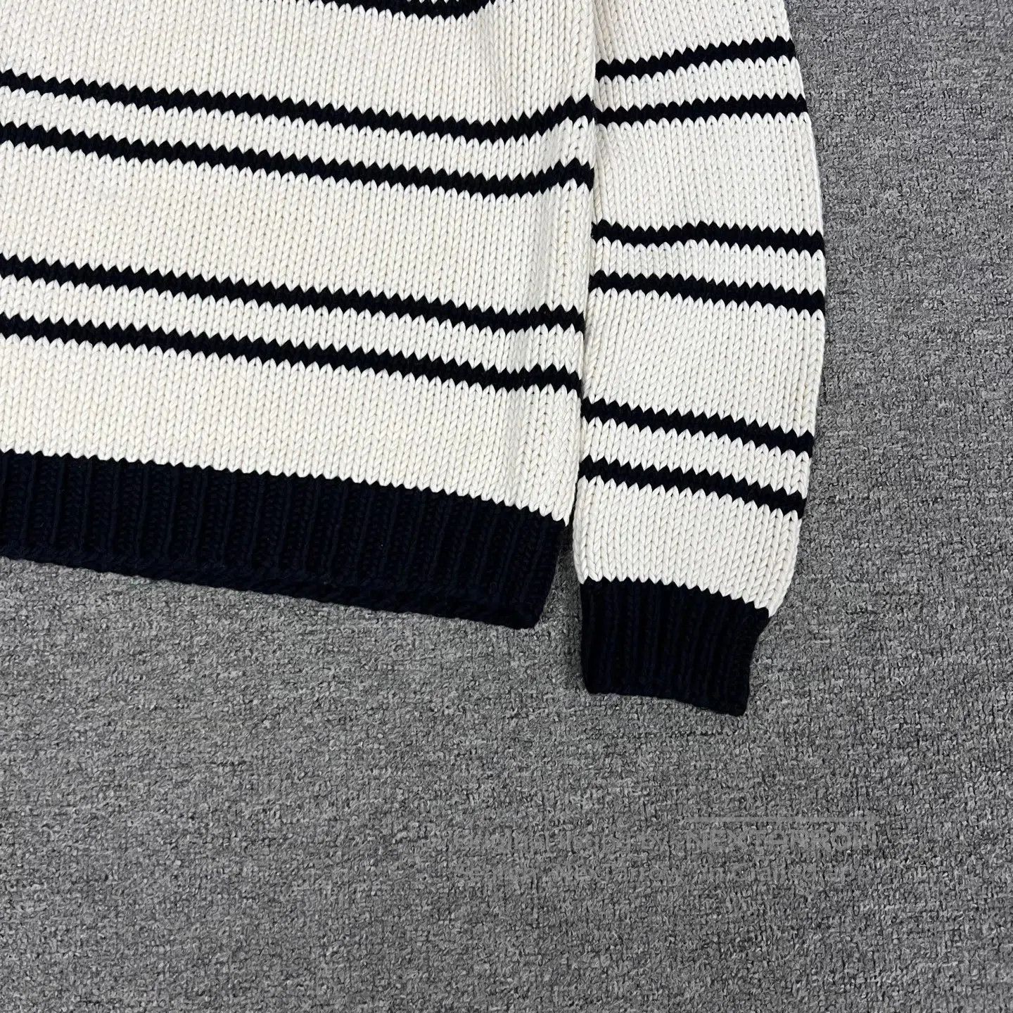Miu Miu miu miu size 40 Black and white stripes; knitted sweater| Size L / US 10 / IT 46 - 6 Thumbnail