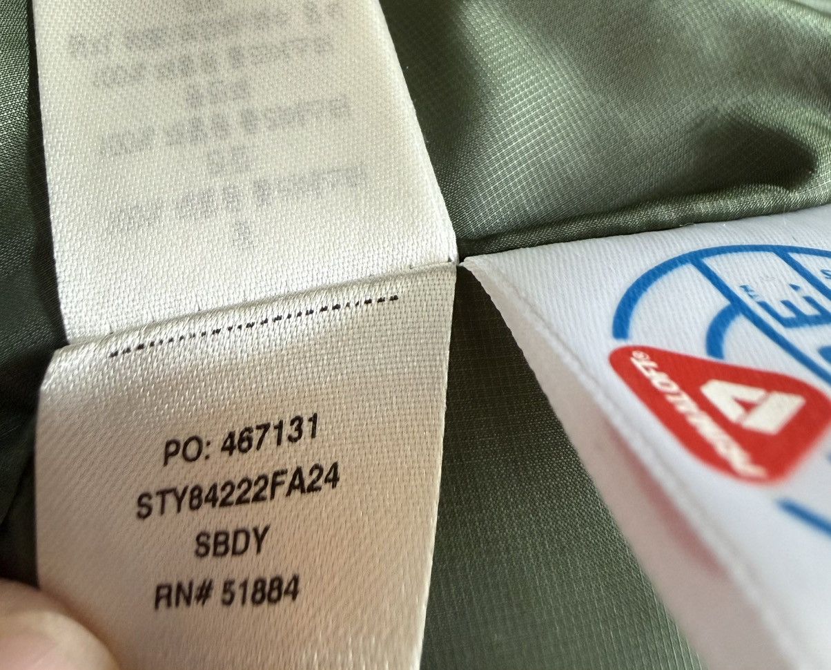 Patagonia Patagonia Nano Puff Hoodie Men’s sz L - Seabird Grey Size US L / EU 52-54 / 3 - 5 Thumbnail