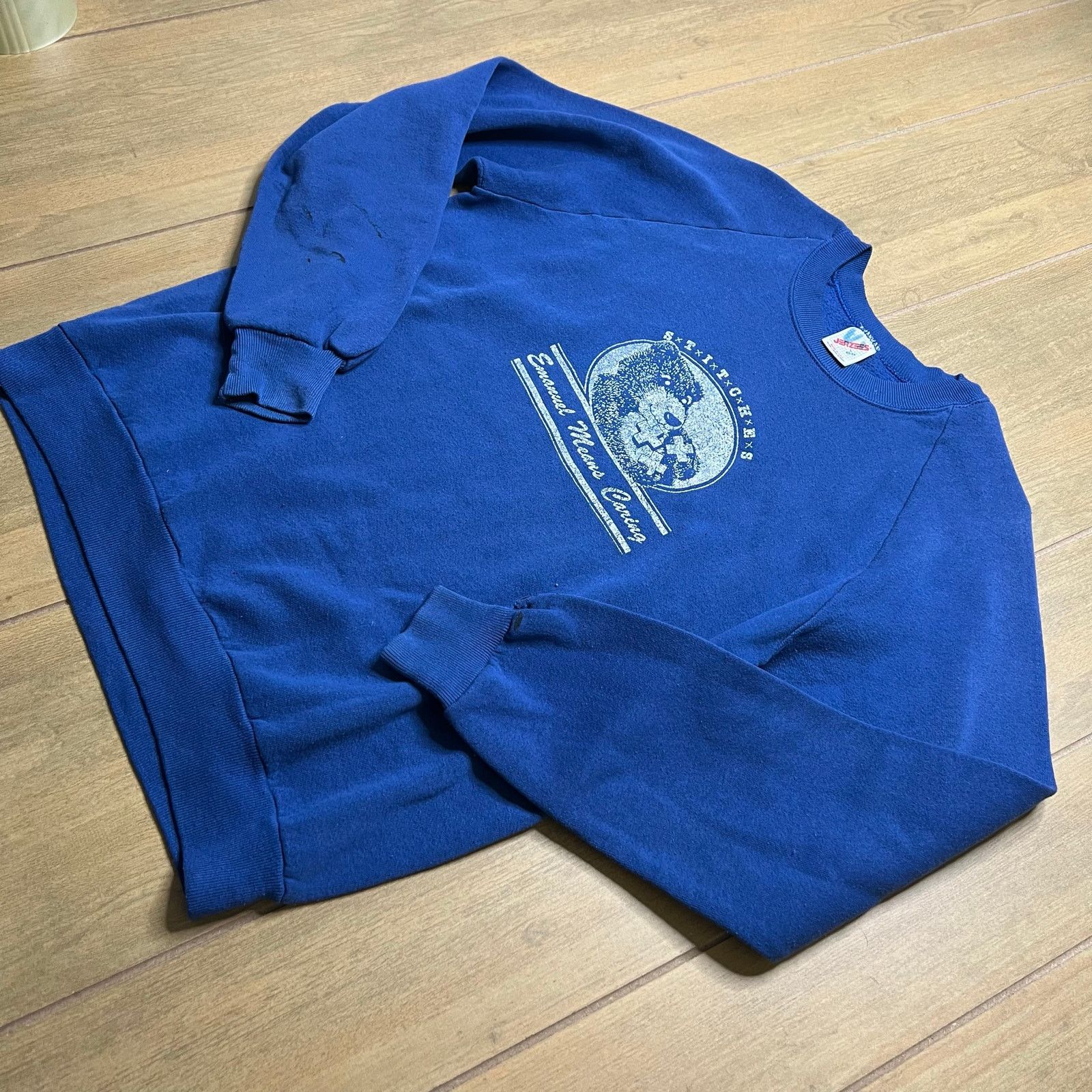 Jerzees Vintage 90s blue crewneck Sweater Sz L Emanuel Means Caring" Size US L / EU 52-54 / 3 - 10 Thumbnail