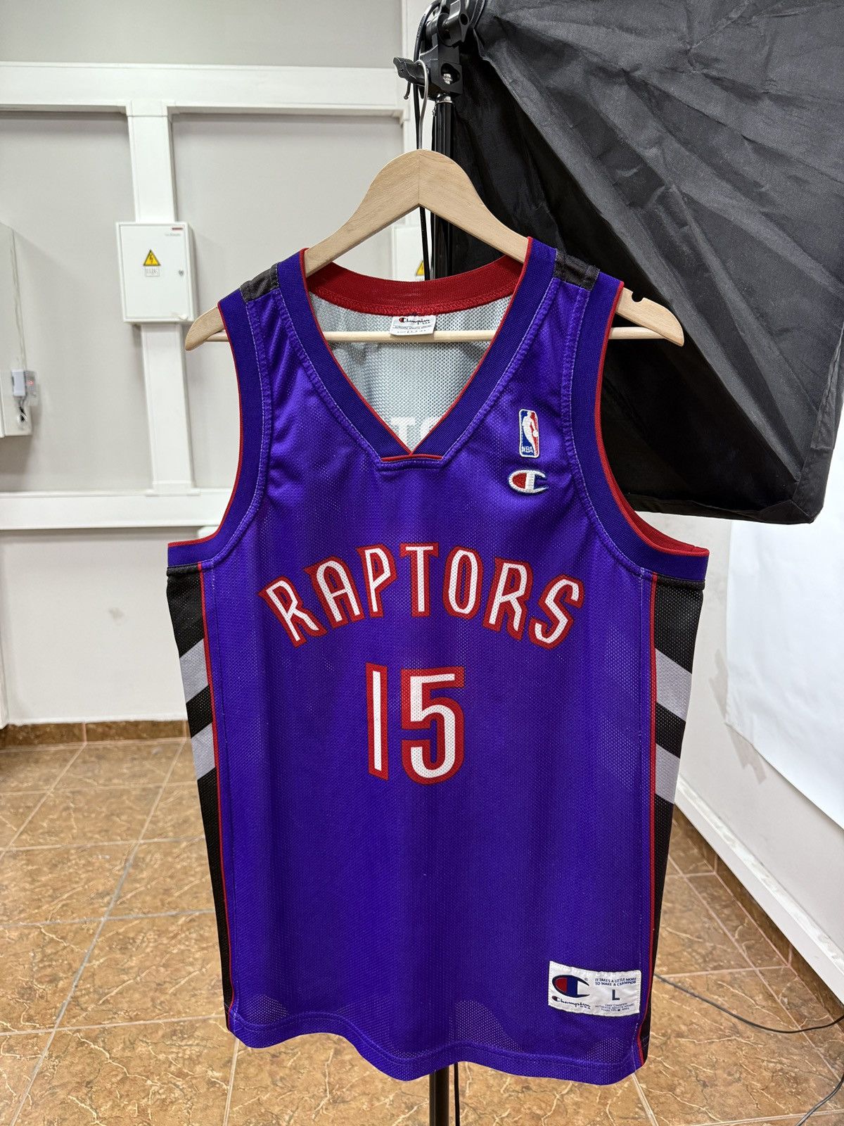 Champion 🇨🇦 Vintage 90s Champion Toronto Raptors Vince Carter Jersey Size US L / EU 52-54 / 3 - 1 Thumbnail
