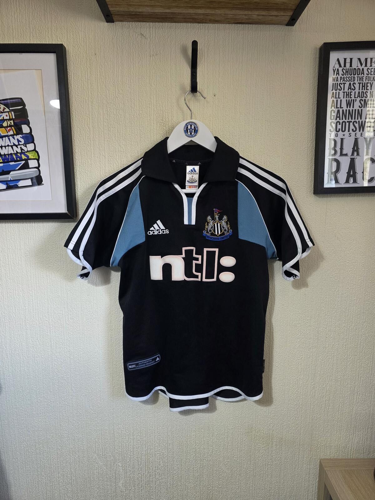 Adidas Newcastle United 2000/01 Adidas Away Shirt - Youths Size US XS / EU 42 / 0 - 1 Thumbnail