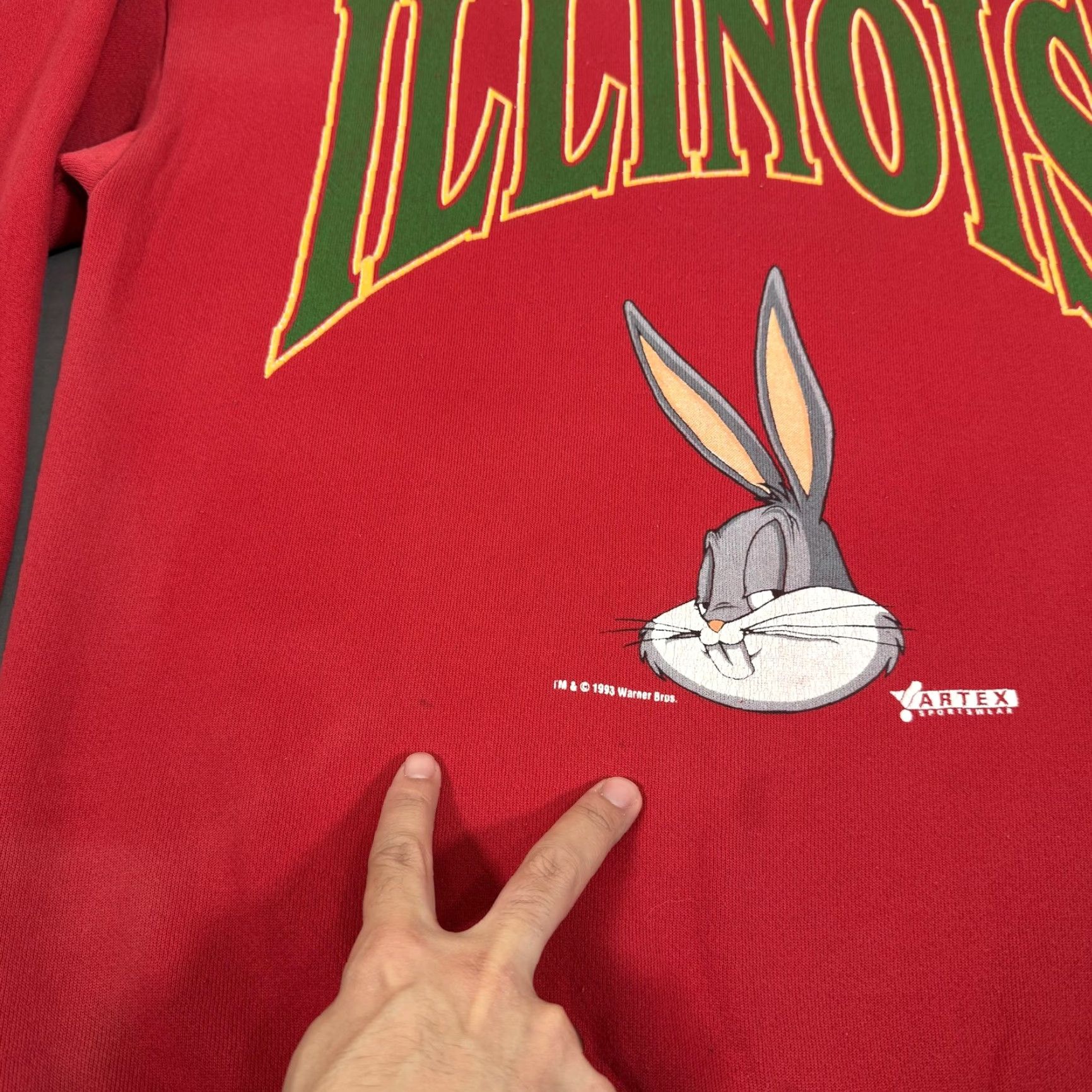 Vintage VINTAGE Artex Sweatshirt Mens Large Red Bugs Bunny Illinois 90s Cartoon College University Graphic Print Crew Neck Pullover Fleece Size US L / EU 52-54 / 3 - 4 Thumbnail