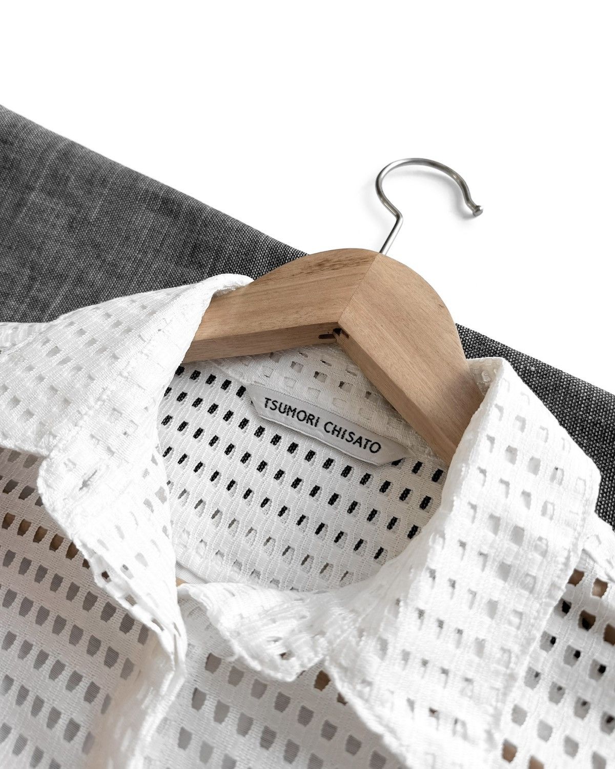 Tsumori Chisato TSUMORI CHISATO WHITE MESH SHIRT Size M / US 6-8 / IT 42-44 - 2 Thumbnail