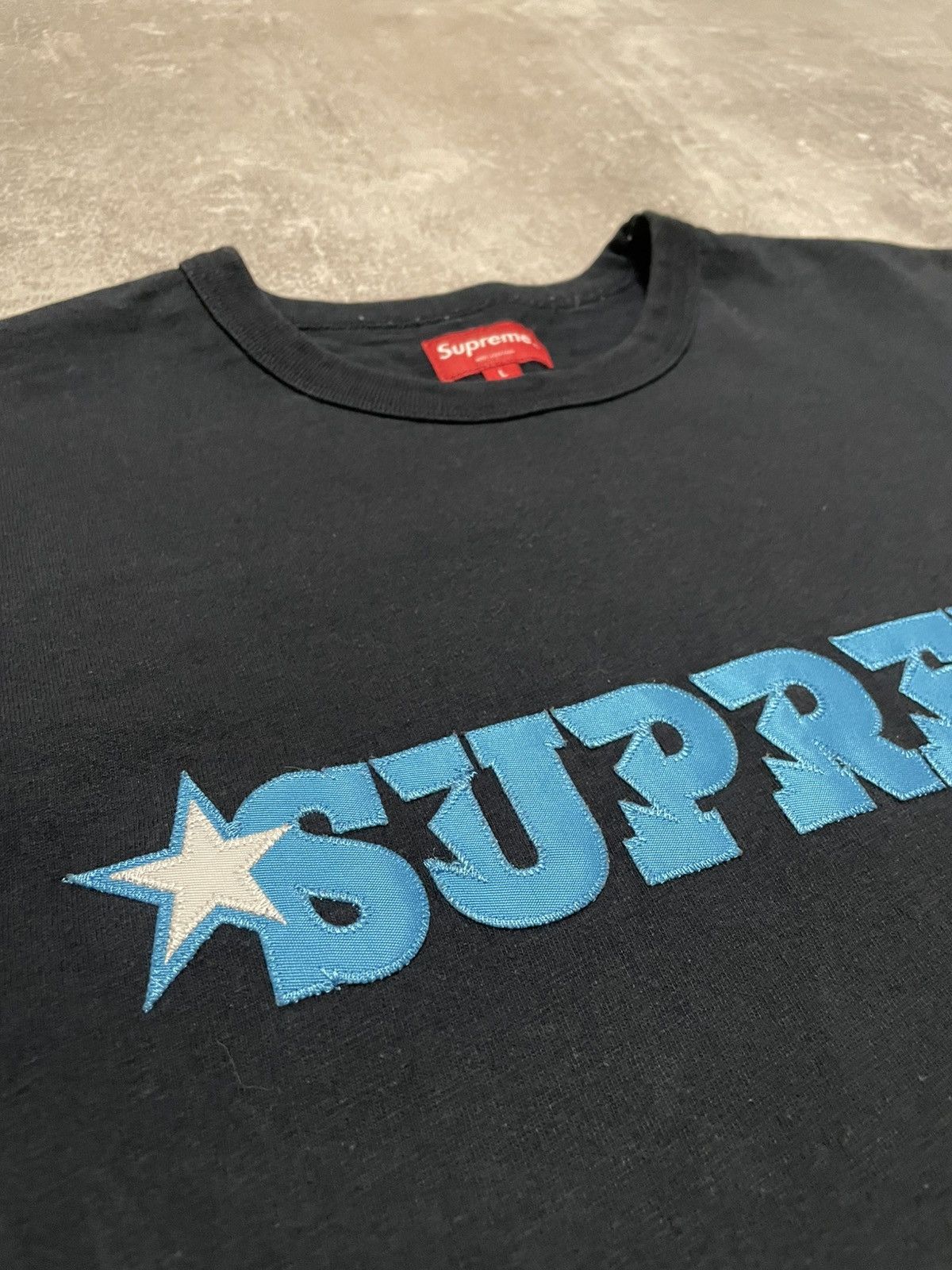 Hypebeast × Supreme Supreme Embroidered Star Logo Heavy T-Shirt Size US L / EU 52-54 / 3 - 9 Thumbnail