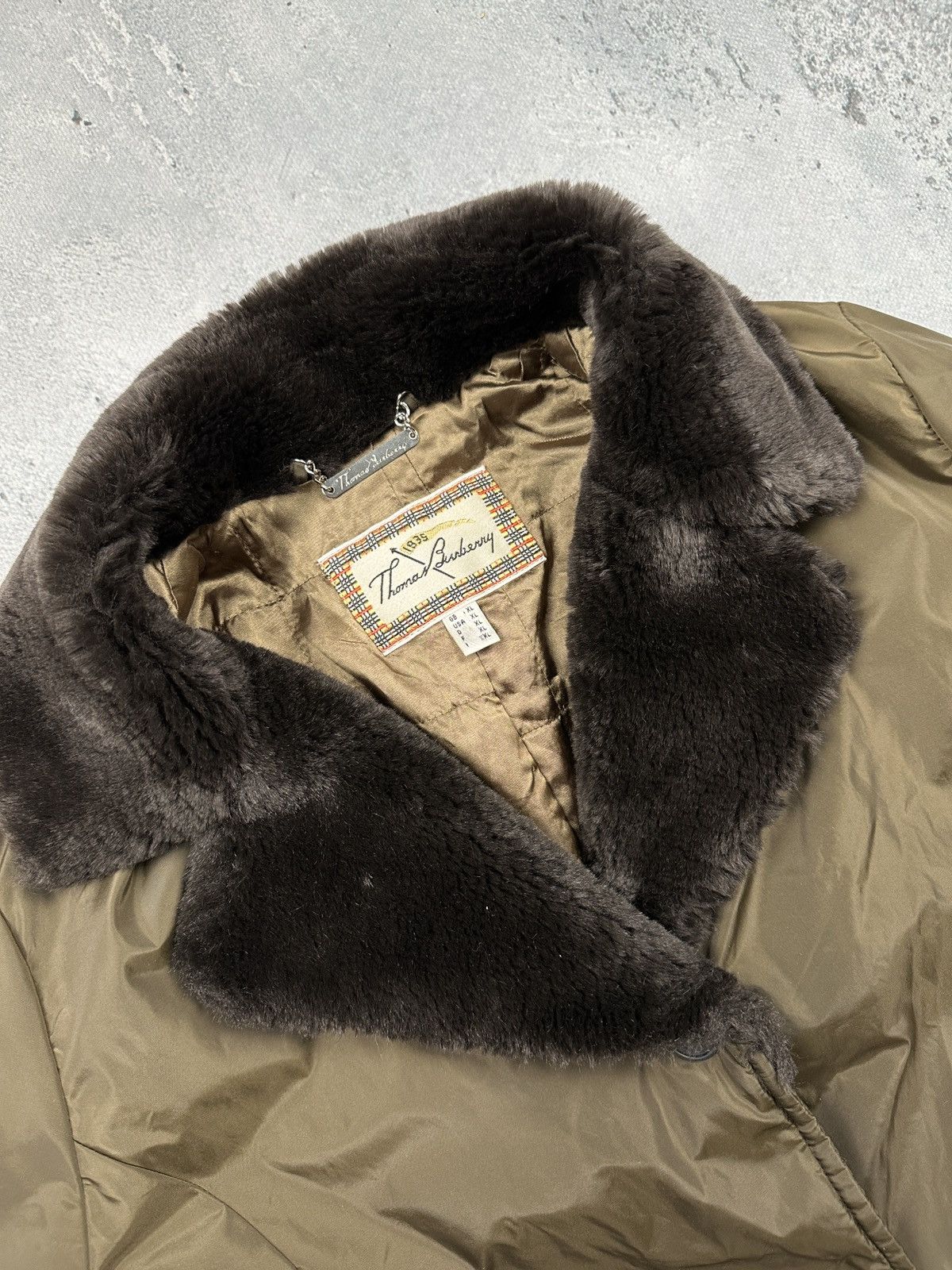 Burberry Vintage Thomas Burberry 80s Faux Fur Collar Long Padded Coat Size XL / US 12-14 / IT 48-50 - 17 Thumbnail