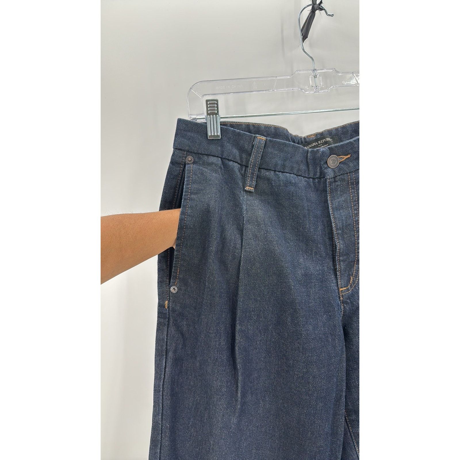 Banana Republic Banana Republic mid rise straight leg pleated front jeans Size 32" / US 10 / IT 46 - 4 Thumbnail