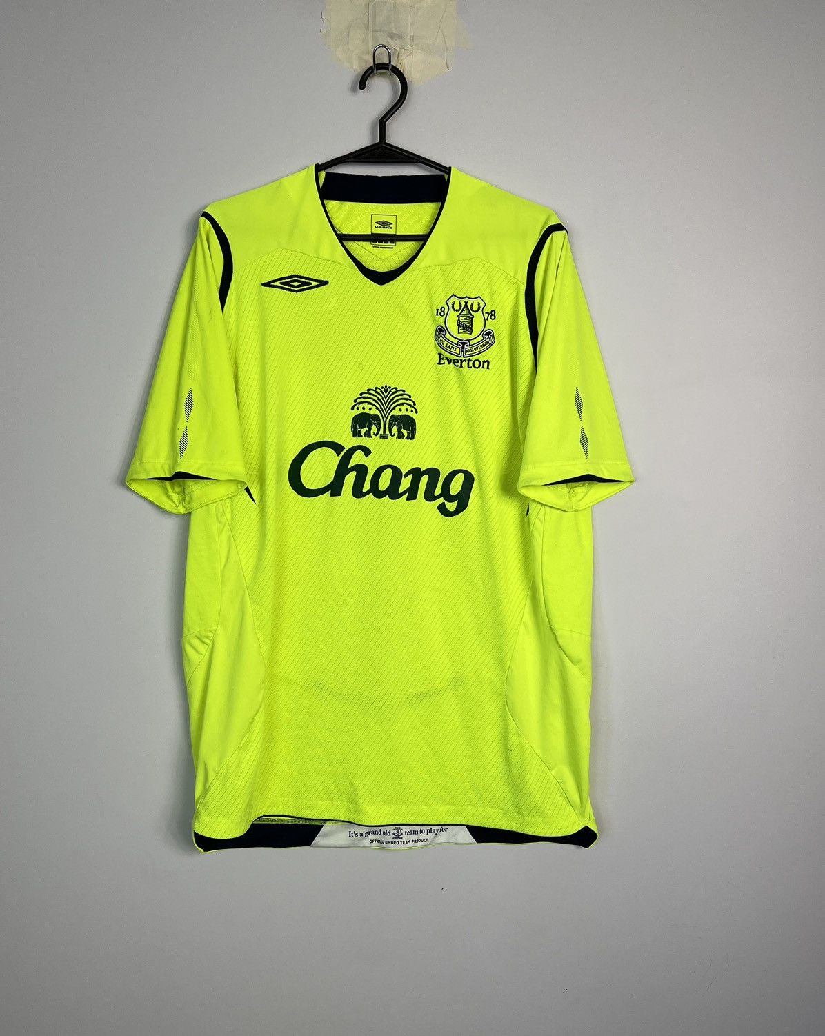 Umbro Umbro Everton FC Cahill #17 Soccer Jersey Size US L / EU 52-54 / 3 - 2 Thumbnail