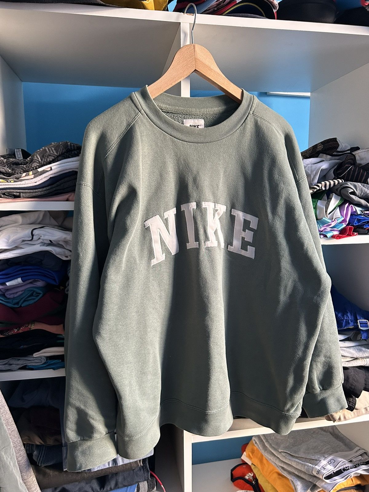 image of Nike Sweatshirt Vintage 90's Mens-L in Grey, Men's (Size Large)