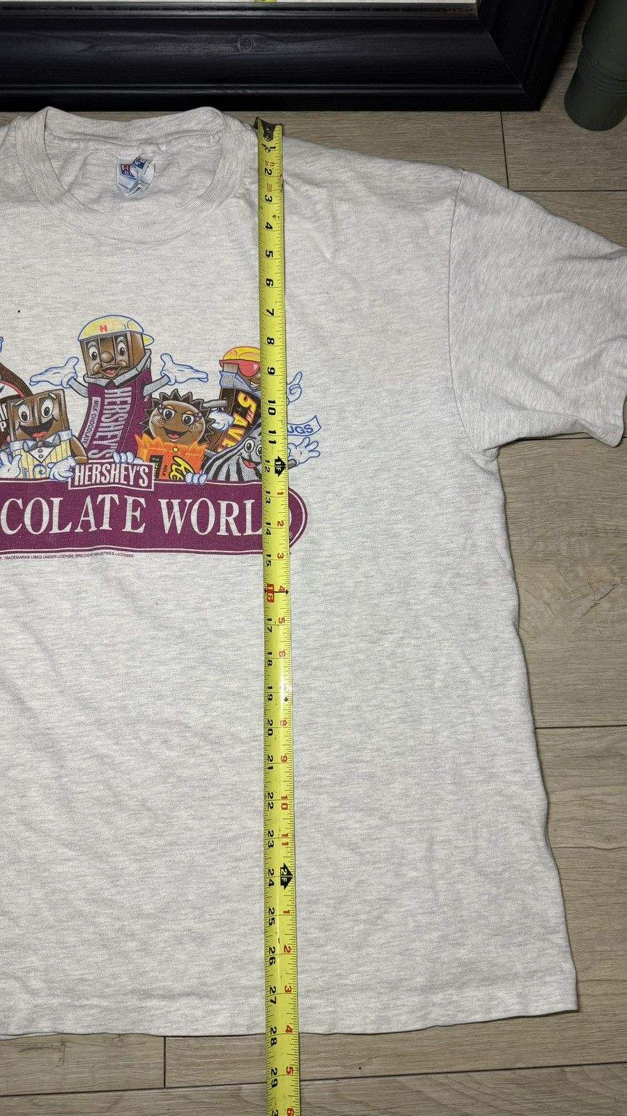 Anvil Vintage 1990s Hersey Chocolate World Characters Promotional Size US XL / EU 56 / 4 - 5 Thumbnail