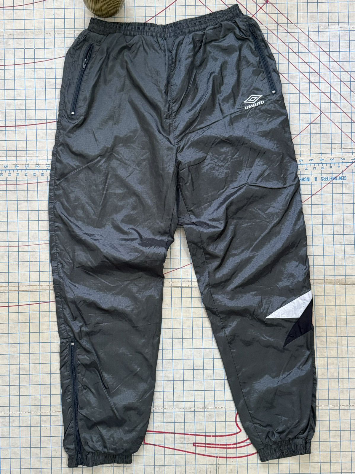 Umbro × Vintage Vintage Umbro Track Pants Greenish Grey Size XL Size US 36 / EU 52 - 1 Thumbnail