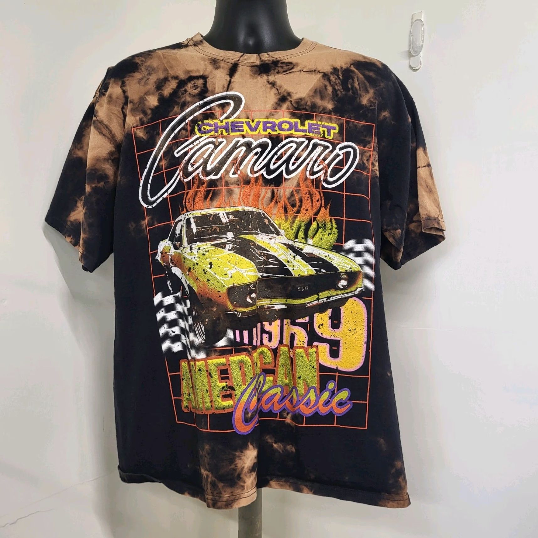 Alchemist VINTAGE Chemistry 1969 Chevrolet Camaro Shirt ~Men XL~ American Classic Graphic Tie Dye Size US XL / EU 56 / 4 - 2 Thumbnail