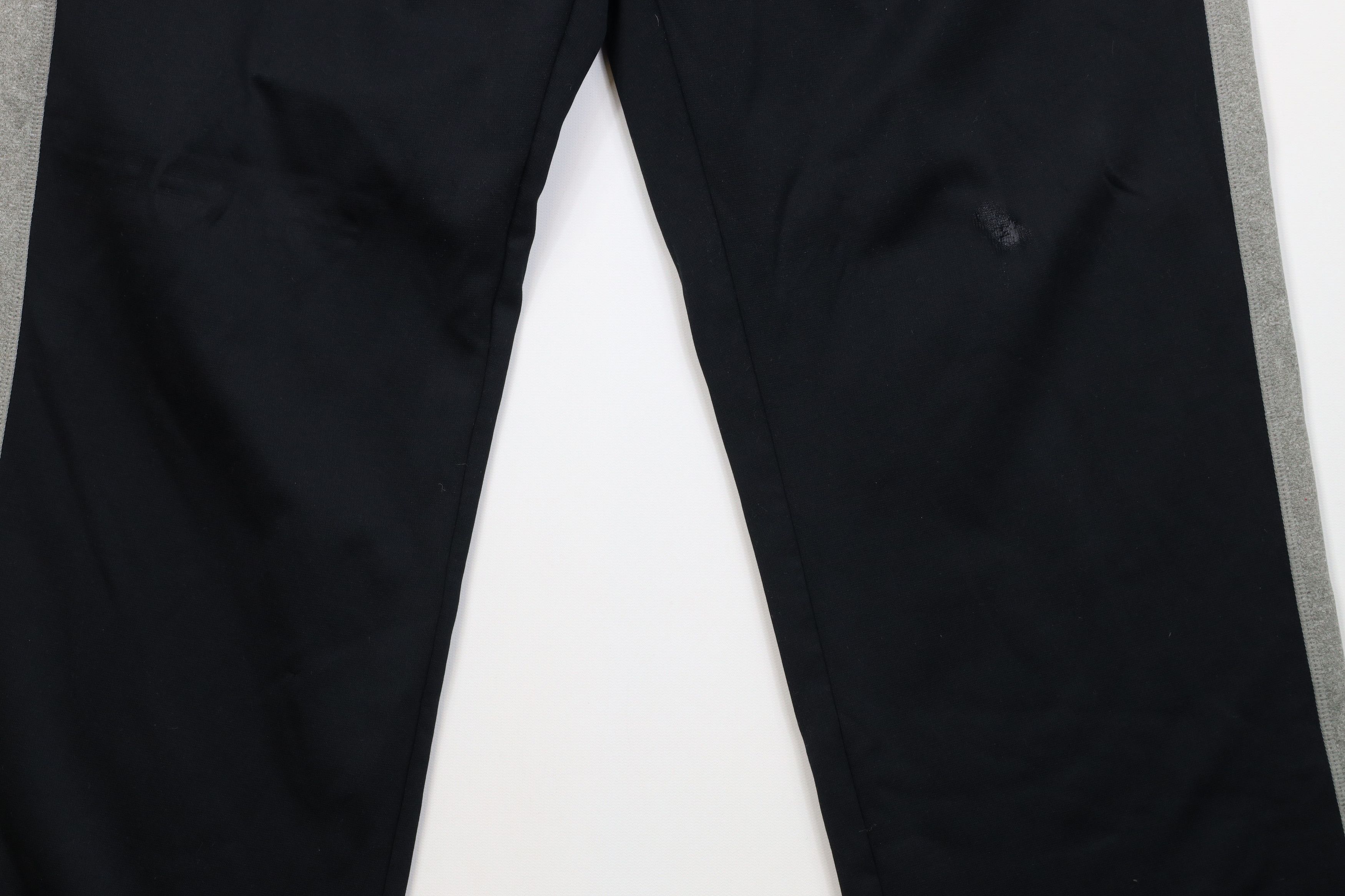 Nike Vintage Y2K Nike Therma Fit Mini Swoosh Wide Leg Sweatpants Size US 38 / EU 54 - 4 Thumbnail