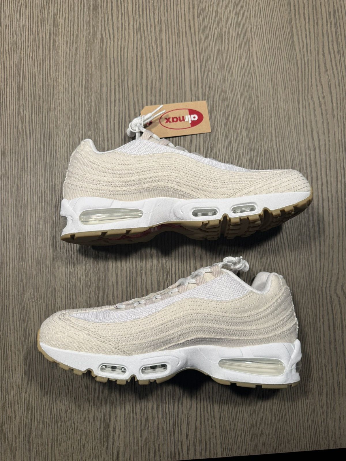 Levi's × Nike Nike Levis Air Max 95 Size US 12 / EU 45 - 2 Thumbnail
