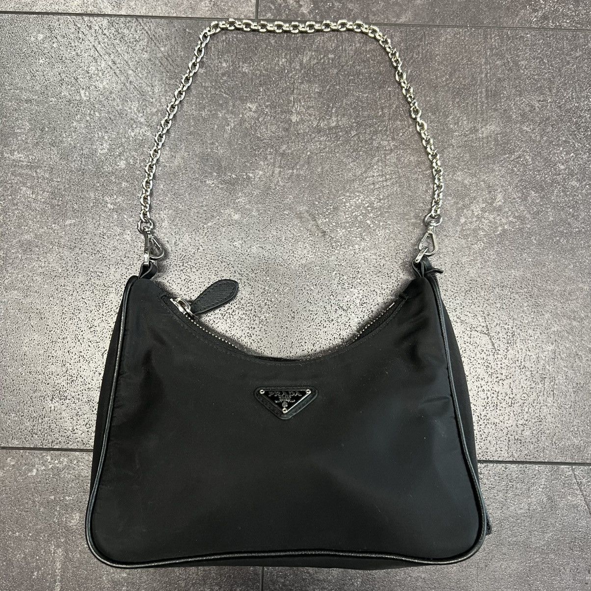 Prada Prada Re-Edition 2005 Shoulder Bag Nylon Black Size ONE SIZE - 4 Thumbnail
