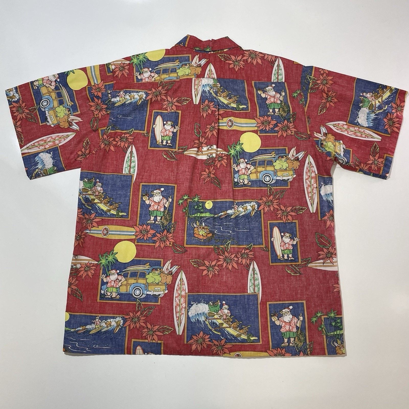 Hilo Hattie Go Barefoot XL Christmas Hawaiian Shirt Red Santa Surf Size US XL / EU 56 / 4 - 7 Thumbnail