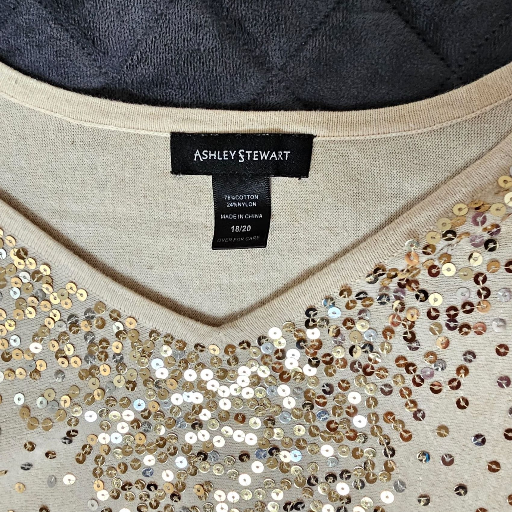 Vintage VINTAGE Ashley Stewart Women’s Plus Size Blouse Shirt V Neck Sequin Long Sleeve Beige 20 Womens Size 3XL / US 20-22 - 7 Thumbnail