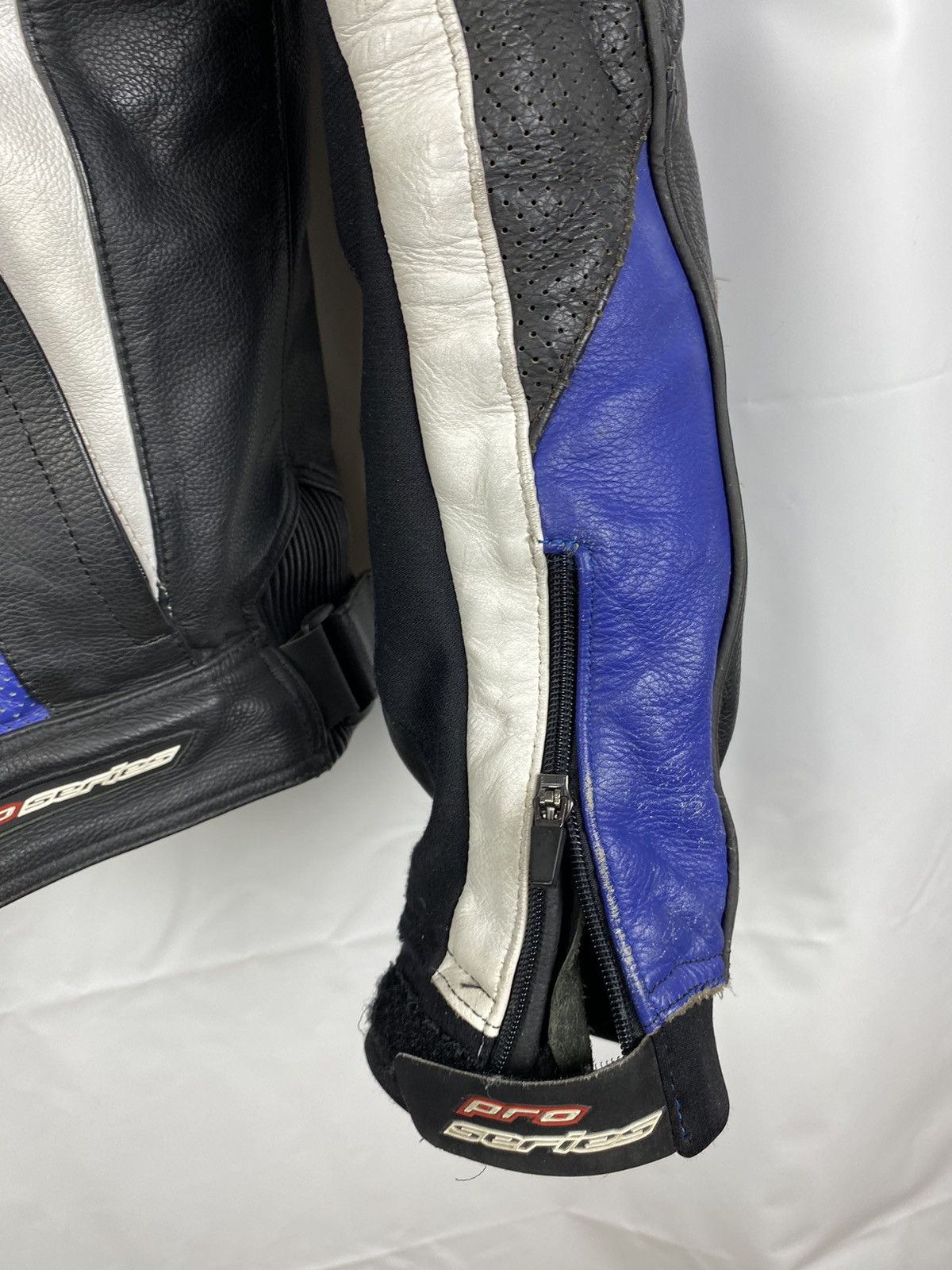 Other RST Pro Series Genuine Leather Jacket Motorcycle Biker 52 Size US L / EU 52-54 / 3 - 6 Thumbnail