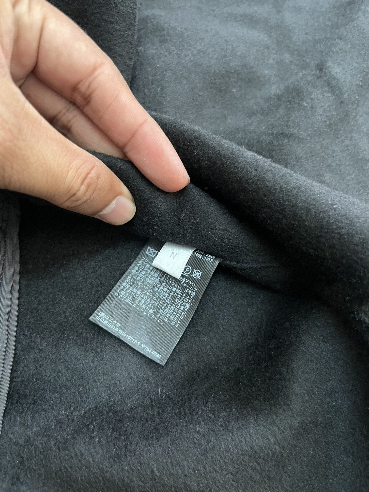 Japanese Brand Japanese Designer Uniqlo Black Long Jackets Wool Black Size L / US 10 / IT 46 - 12 Thumbnail