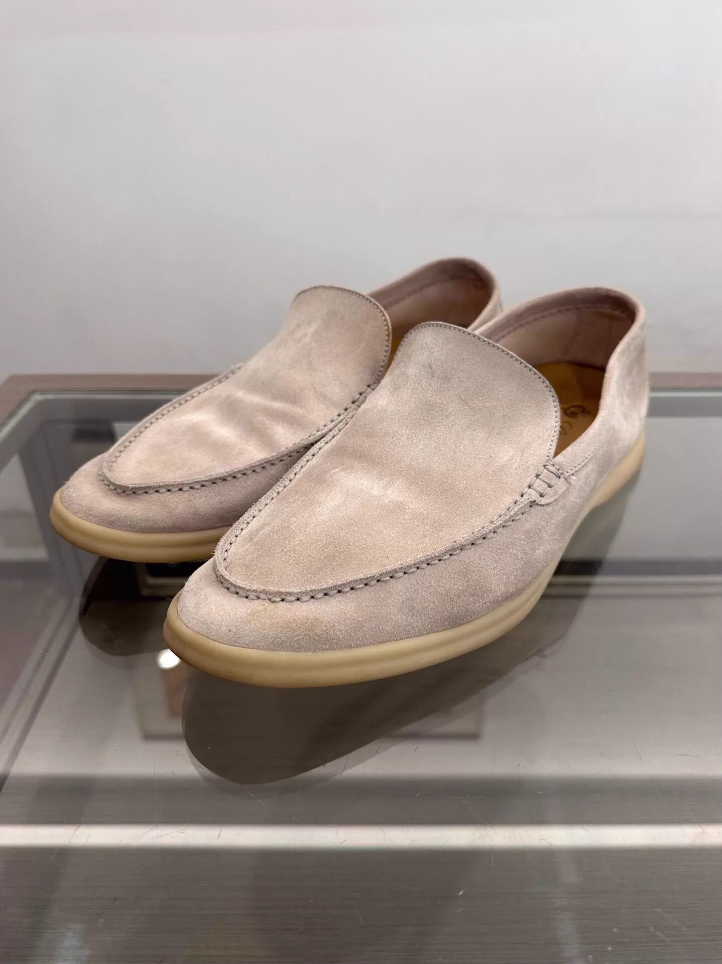 Loro Piana Loro Piana Men's Summer Walk Suede Loafer Flat Cream 42 Size US 9 / EU 42 - 1 Thumbnail