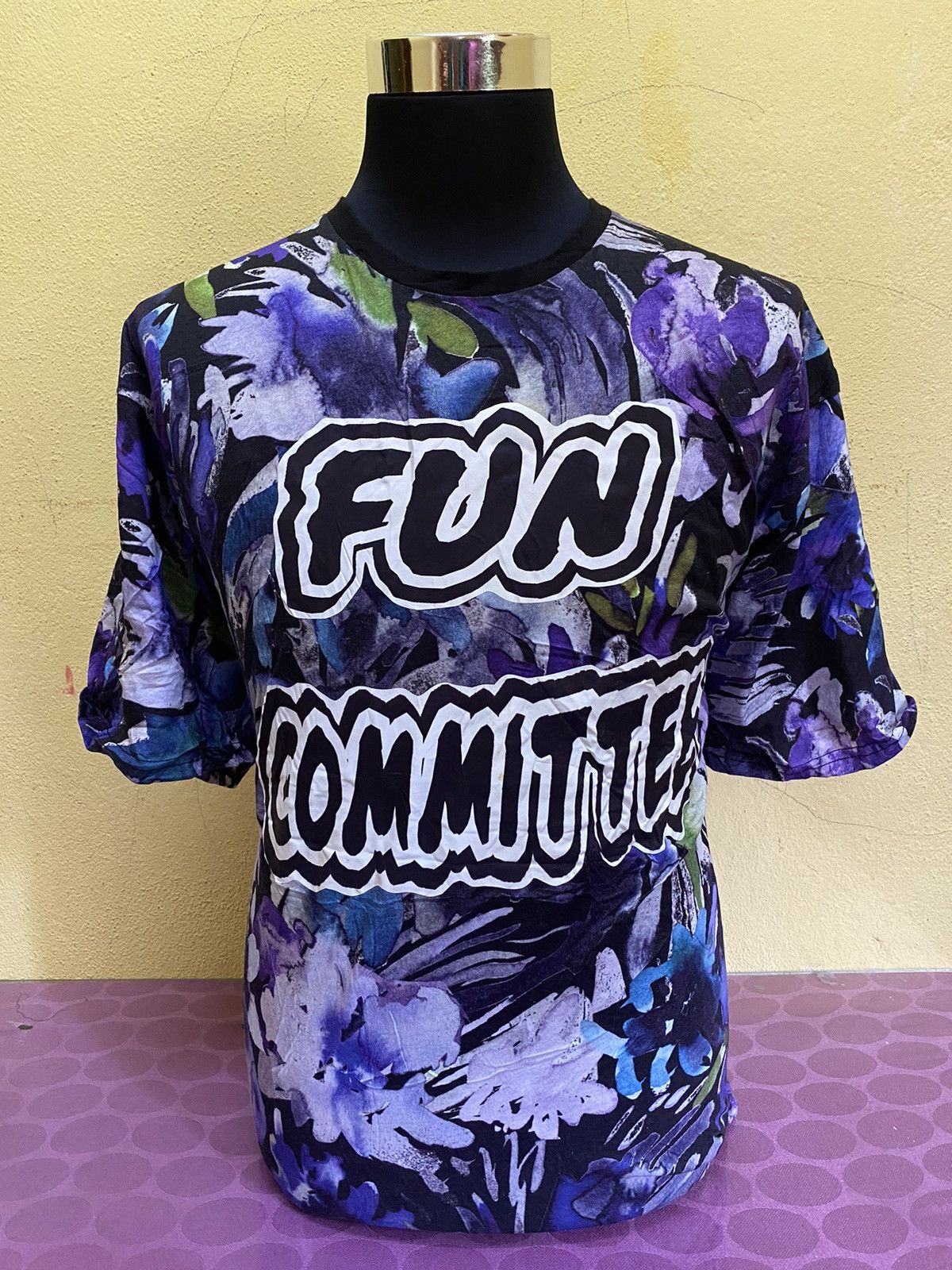 Other Fun Commitee Tshirt Size US XXL / EU 58 / 5 - 1 Thumbnail