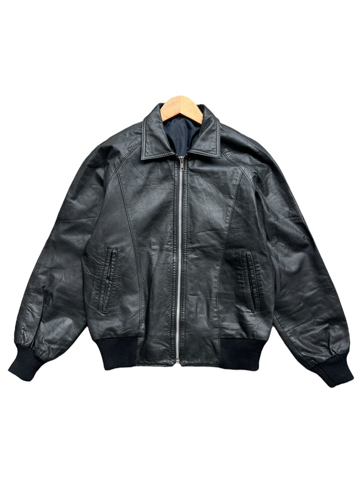 Vintage Vintage 80s King Leo Japanese Black Bomber Leather Jacket Size US S / EU 44-46 / 1 - 1 Thumbnail