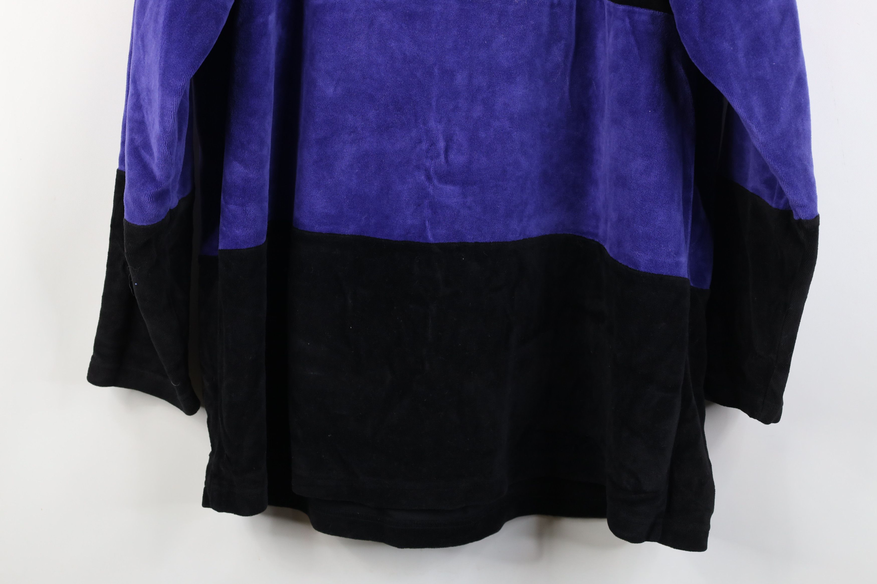 Vintage Vintage 90s Streetwear Block Plush Velour Turtleneck Sweater Size XL / US 12-14 / IT 48-50 - 13 Thumbnail