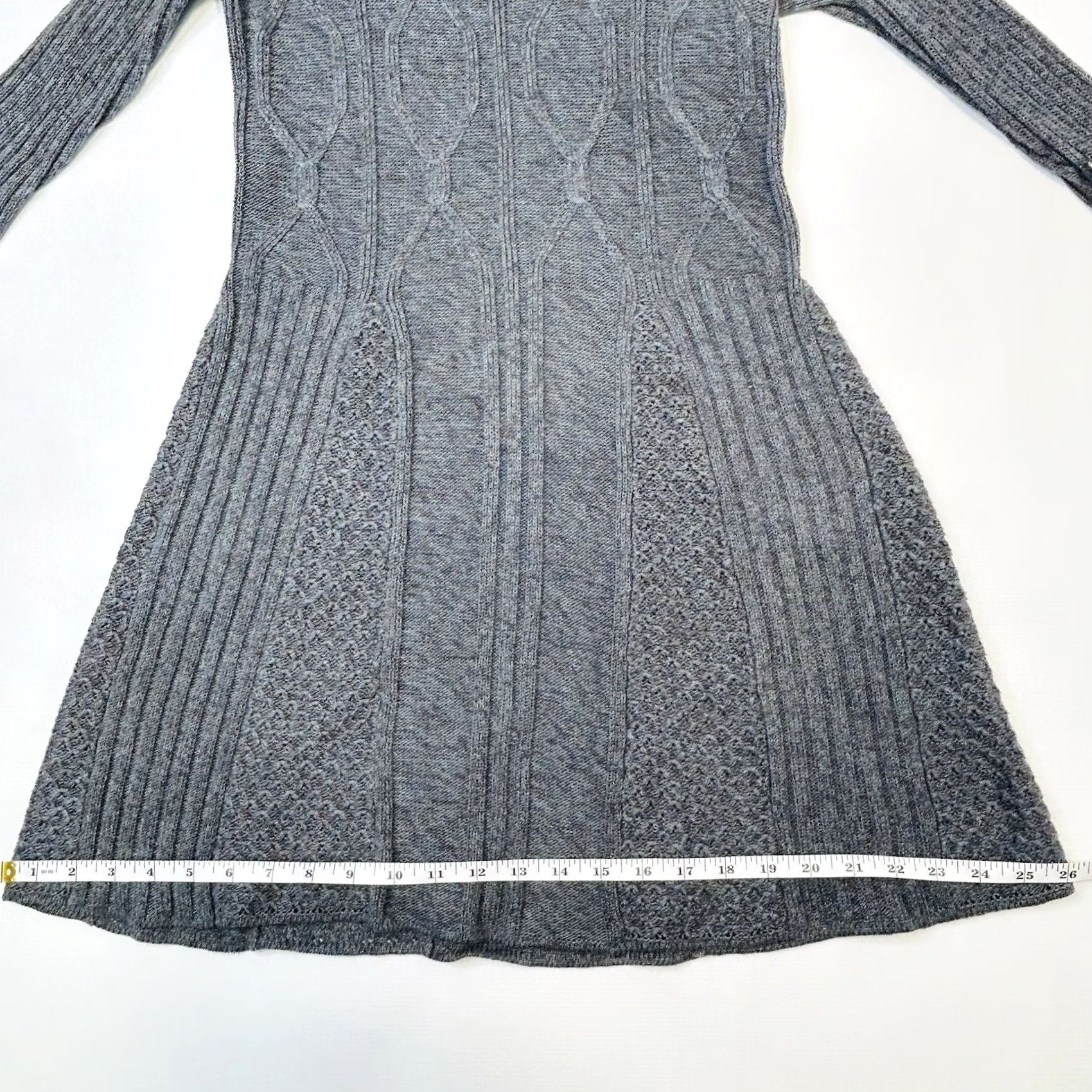 Vintage VINTAGE? No. Peruvian Connection Sweater Dress Womens S Gray Pima Cotton Stretch Knit Bohemian Diamond Argyle Long Sleeve Round Neck Pullover Dress Size S / US 4 / IT 40 - 7 Thumbnail