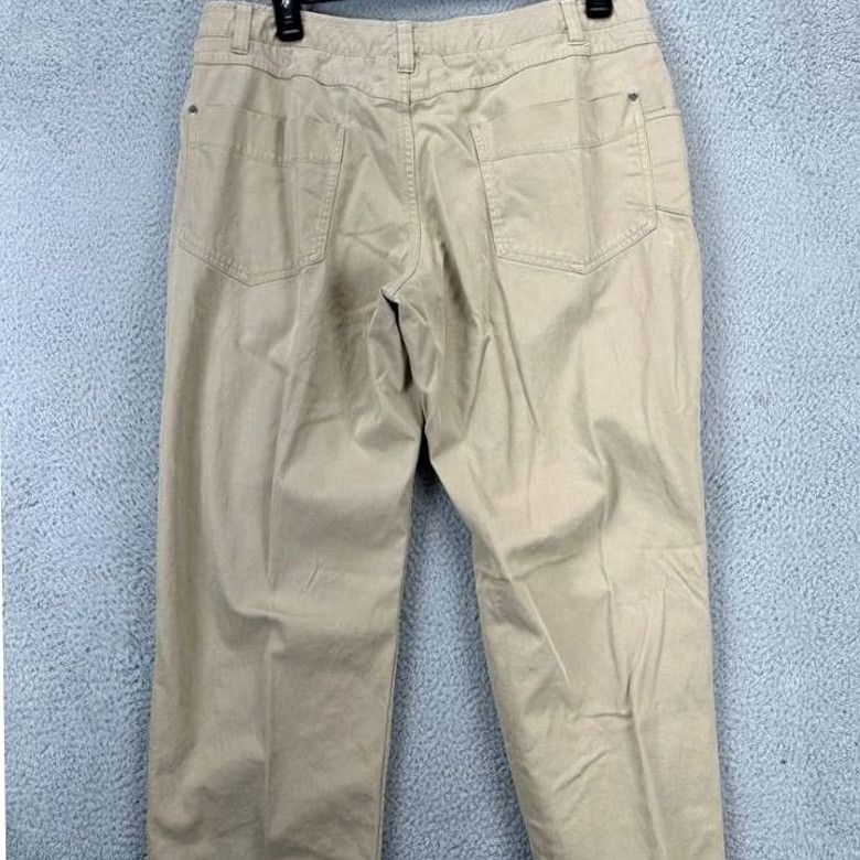 Under Armour Under Armour Pants Mens 36X30 Tan Loose Golf Khakis Chino Straight Leg Stretch Pants Mens 36X30 Tan Loose Golf Khakis Chino Straight Leg Stretch Size US 36 / EU 52 - 2 Thumbnail
