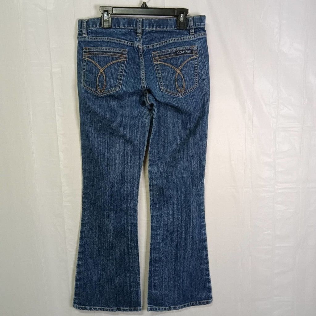 Calvin Klein CALVIN Klein Flare Jeans Blue Denim Low Rise Bootcut Sz 4 Size 27" / US 4 / IT 40 - 4 Thumbnail