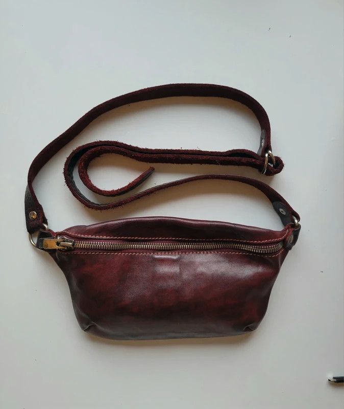 Oxblood BV06 shoulder belt bag