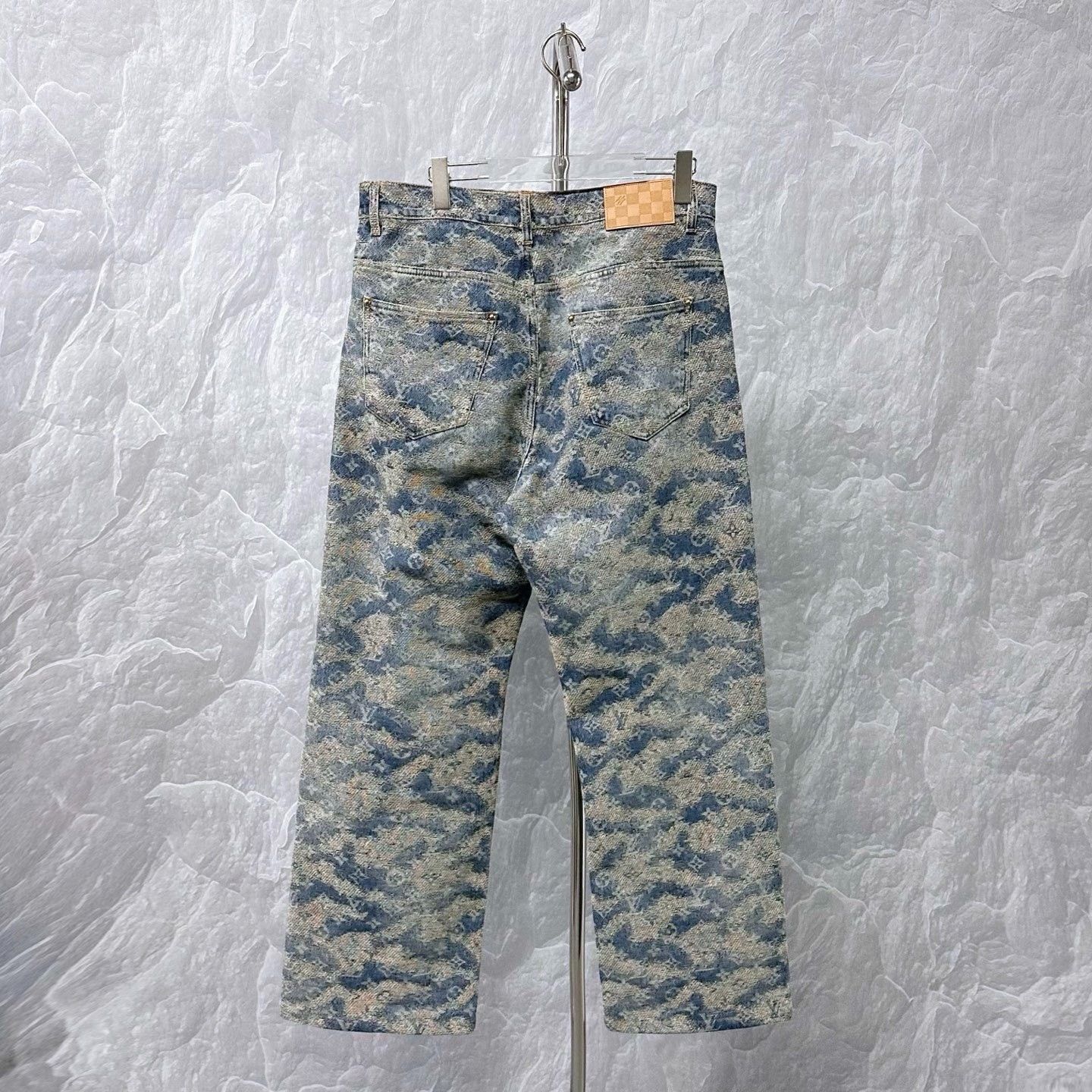 Louis Vuitton Louis Vuitton SS26 Monogram Five-Pocket Skate Denim Pants Size US 32 / EU 48 - 4 Thumbnail