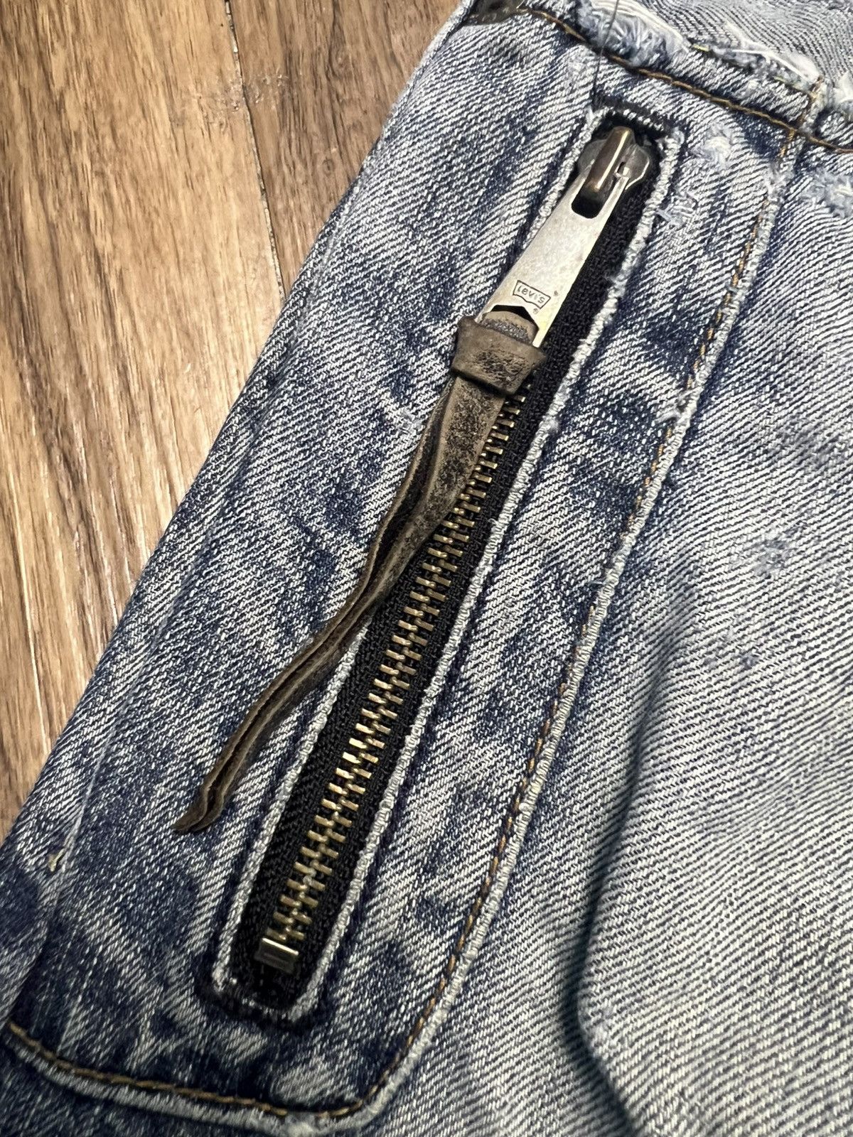 Levi's Levi’s 502 Custom Ripped Jeans (43) Size US 30 / EU 46 - 6 Thumbnail