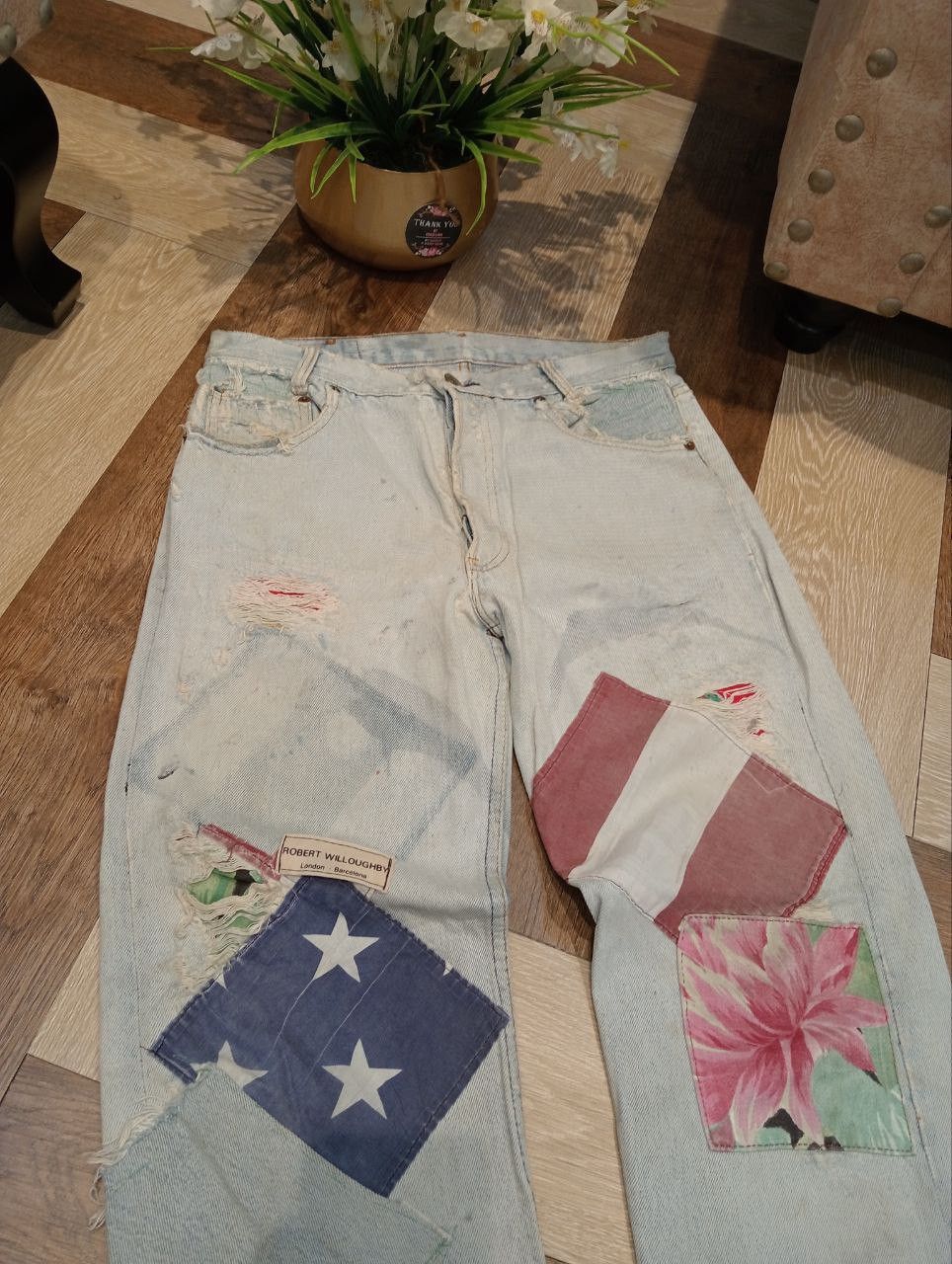 Levi's Vintage Clothing LEVI'S VINTAGE LIGHT BLUE DISTRESSED JEANS Size US 31 - 3 Thumbnail