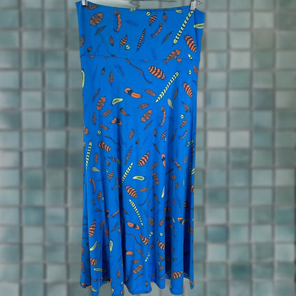 Vintage LulaRoe Womens Feather Print Stretch Pull On Maxi Skirt Blue Azure L Large Women's Skirt Maxi Feather Print Blue Azure Stretch Pull On Regular Size L Size 36" / US 14 / IT 50 - 1 Thumbnail