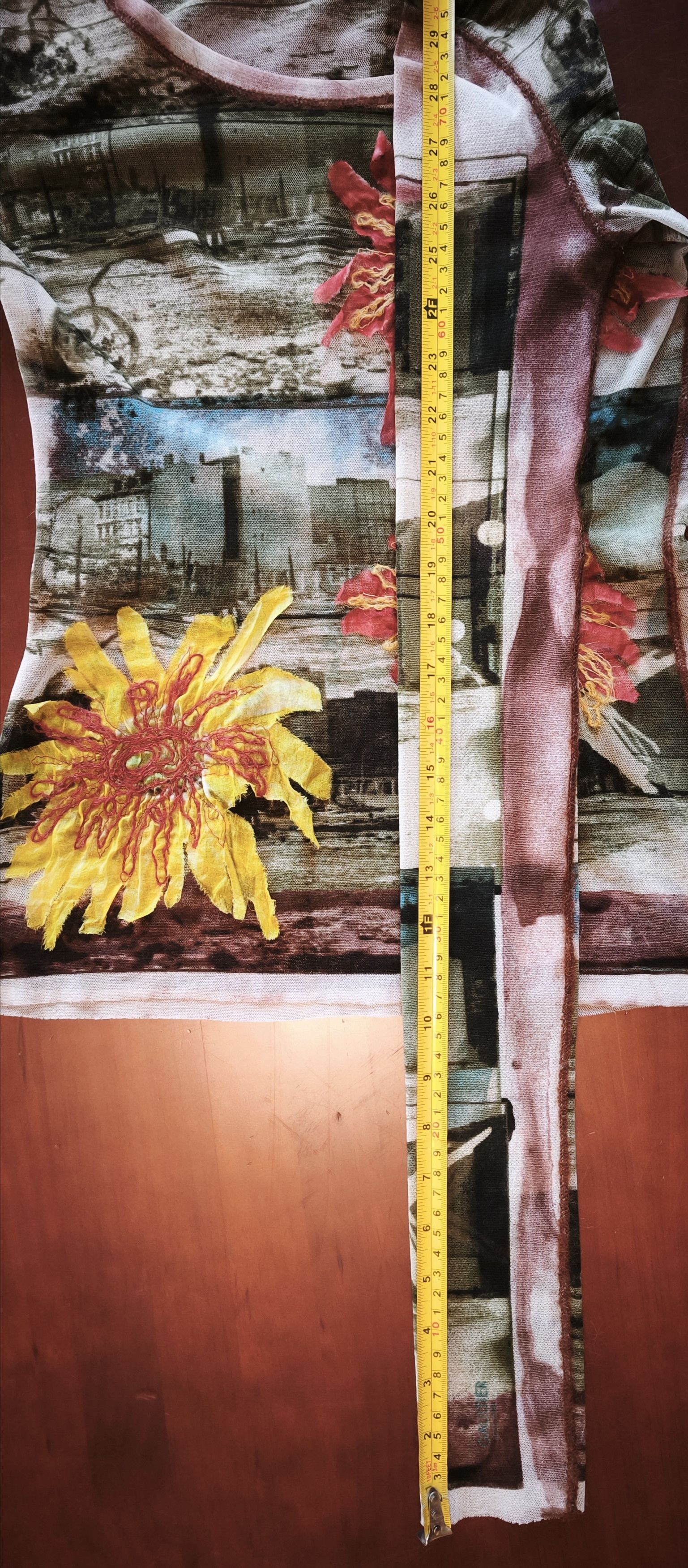 Jean Paul Gaultier 2002 - Old buildings photos print - mesh top Size M / US 6-8 / IT 42-44 - 22 Thumbnail